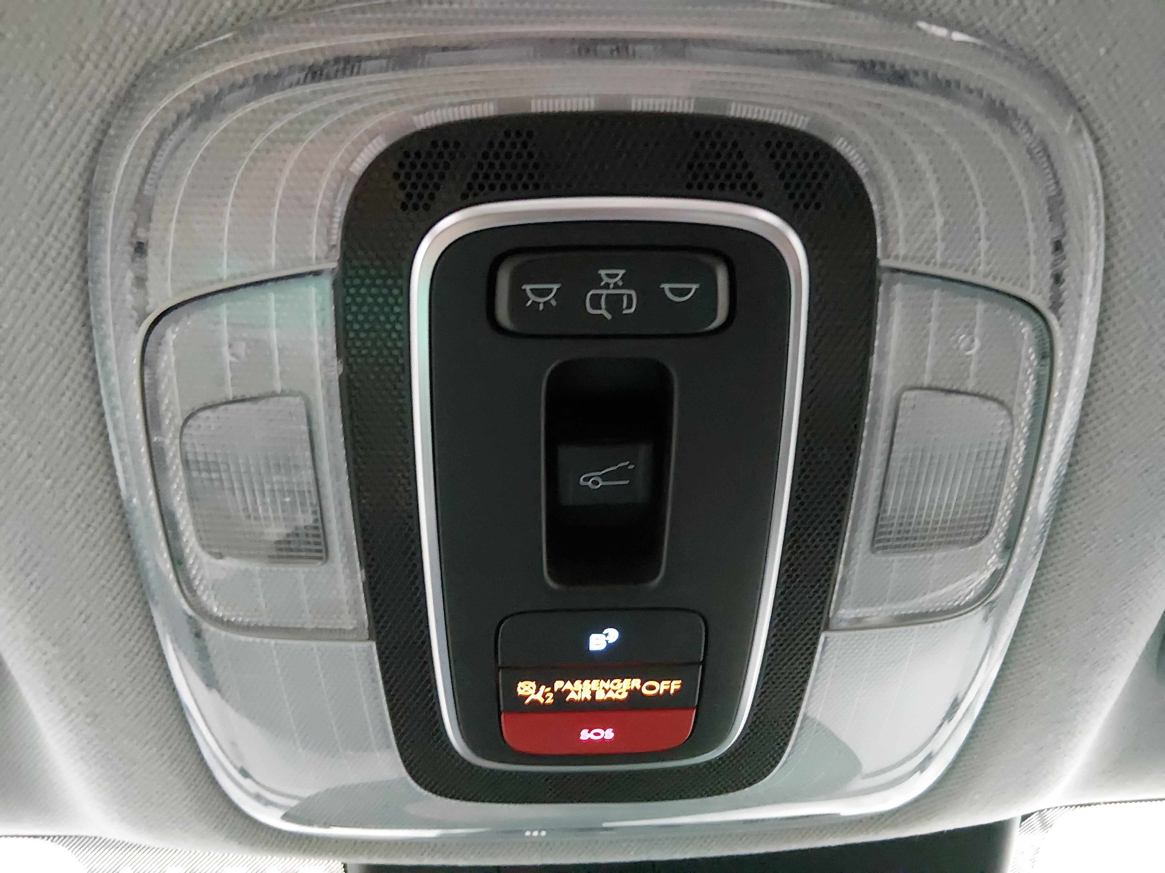 2024 Hyundai Elantra Limited - Photo 22