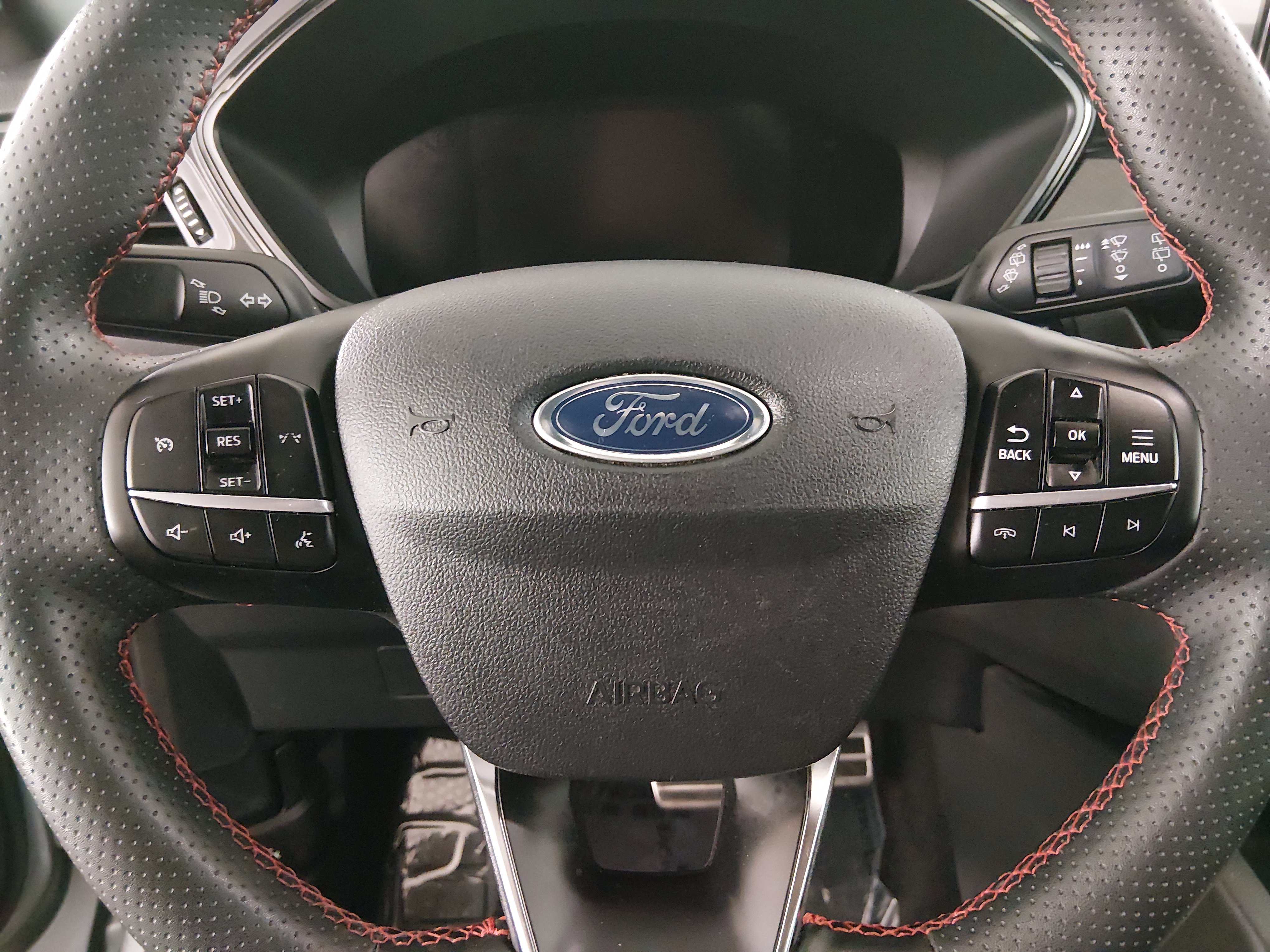 2024 Ford Escape ST-Line - Photo 12