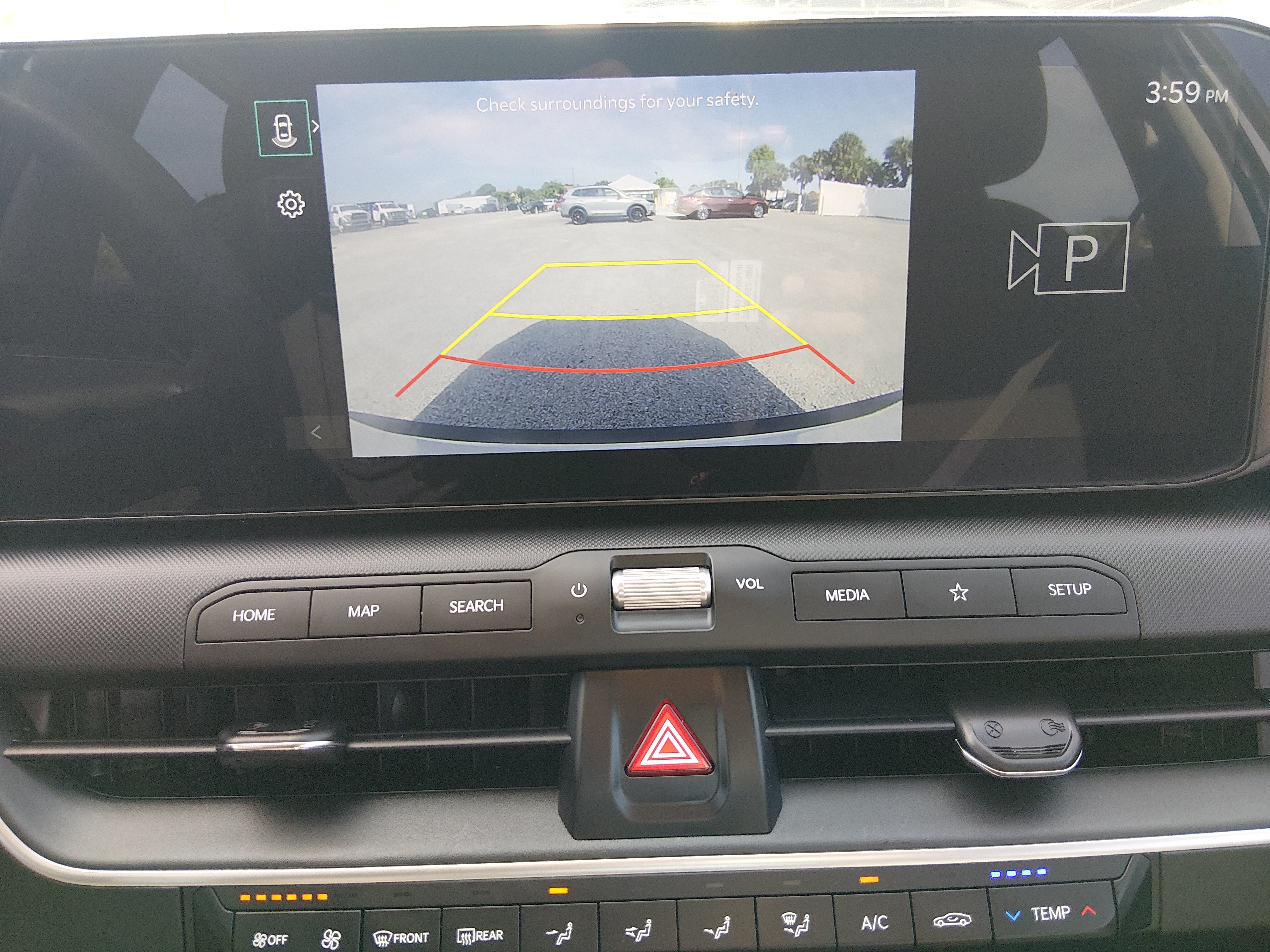 2025 Kia K4 LXS - Photo 16