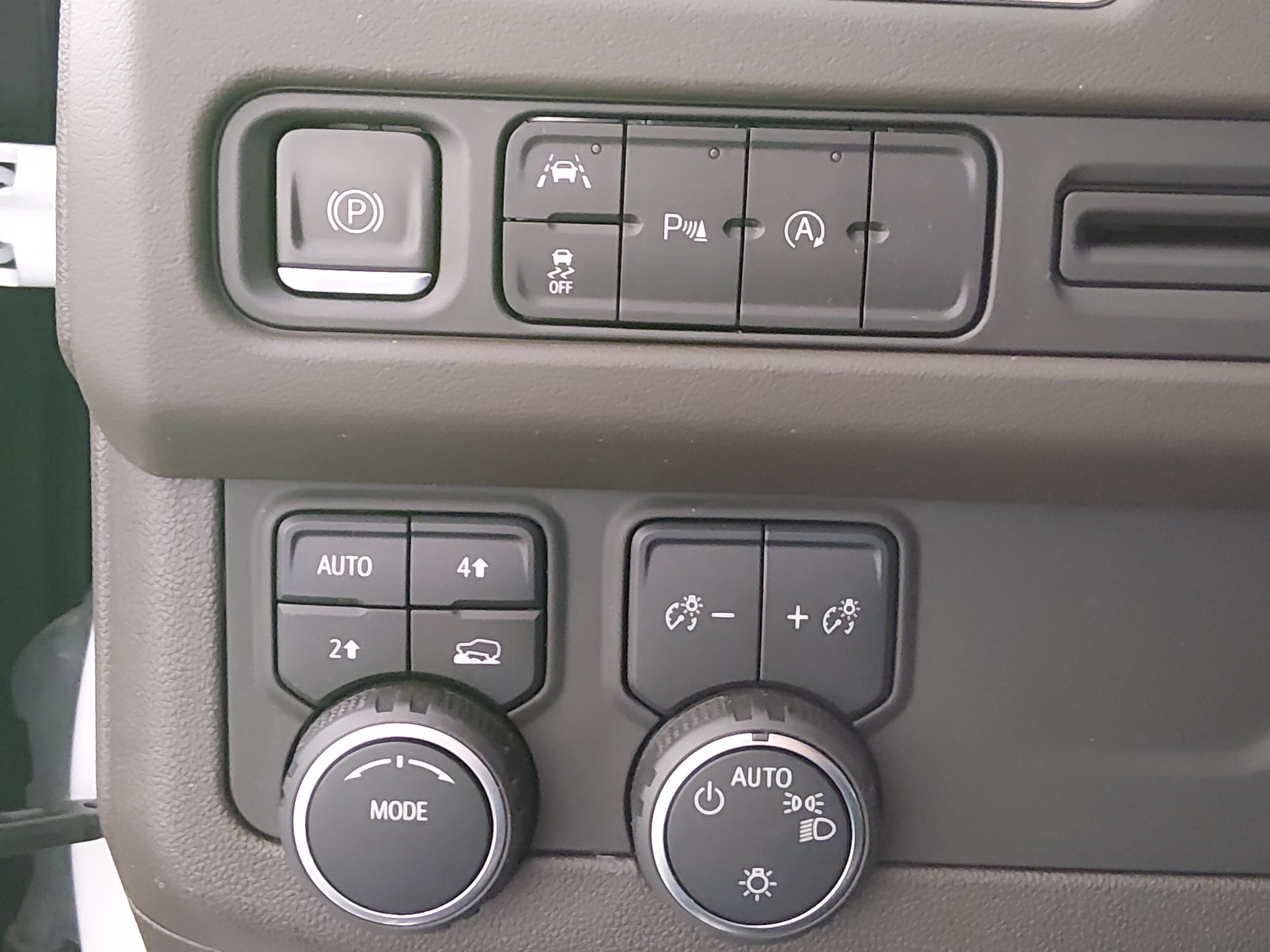 2023 Chevrolet Tahoe LT - Photo 13