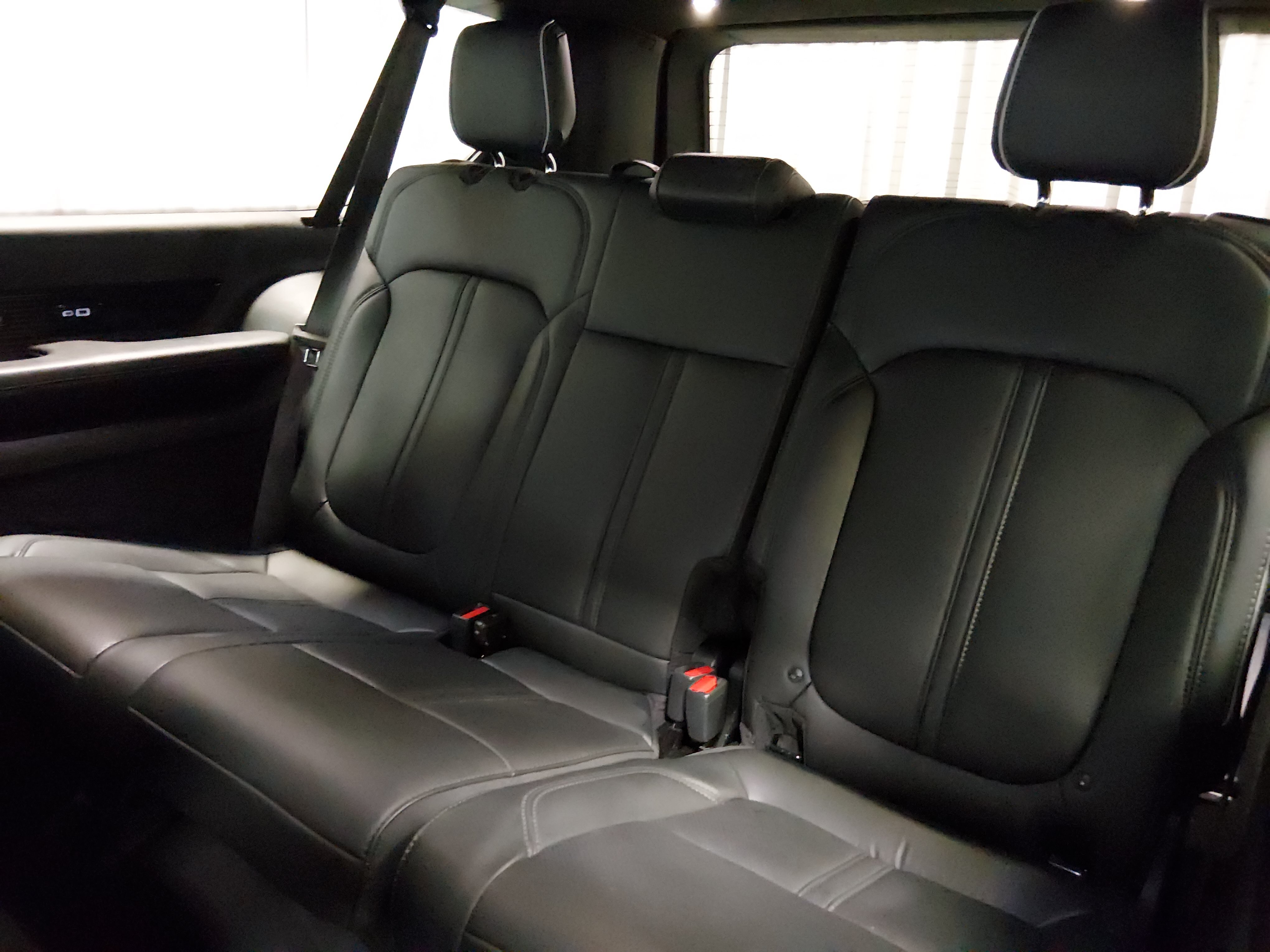 2024 Jeep Grand Wagoneer L Series II - Photo 18