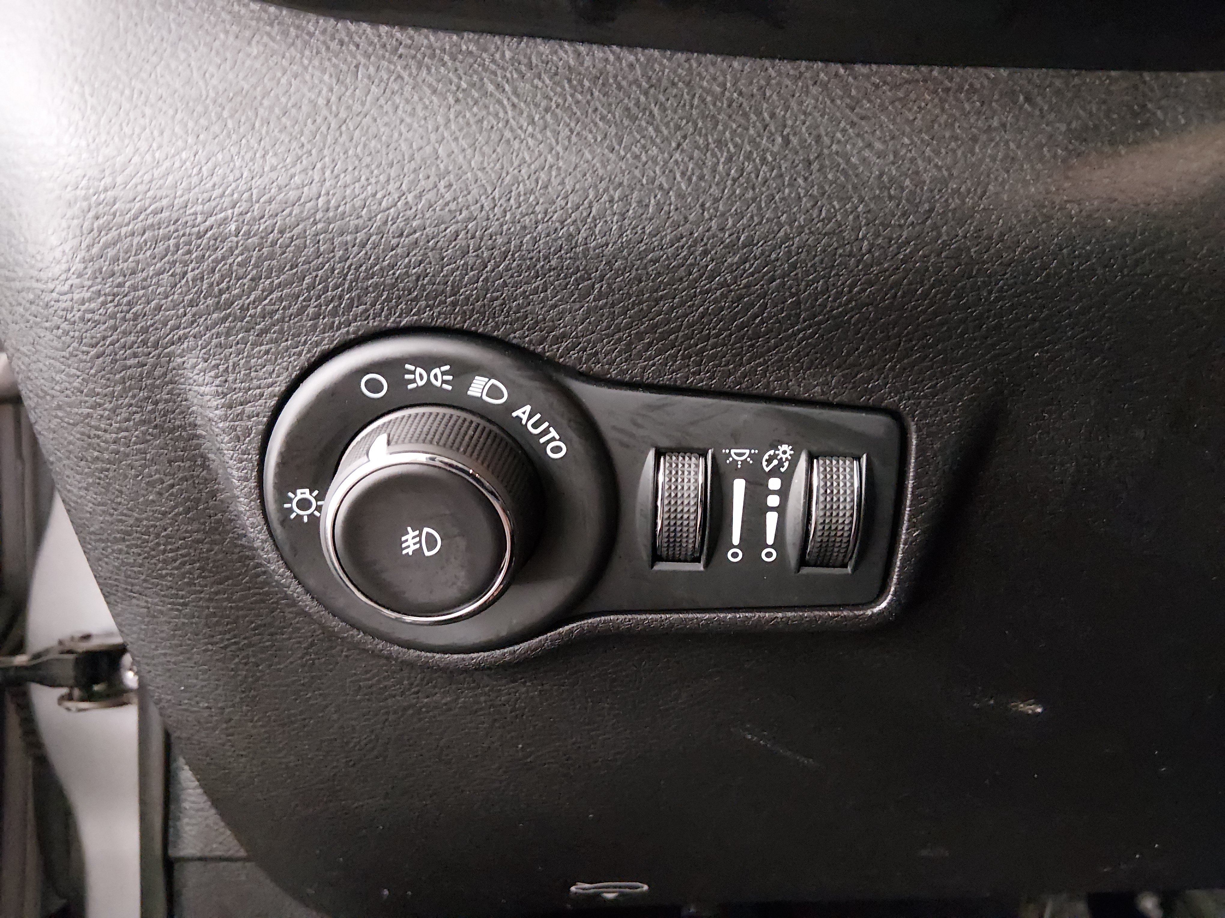 2024 Jeep Compass Limited - Photo 13