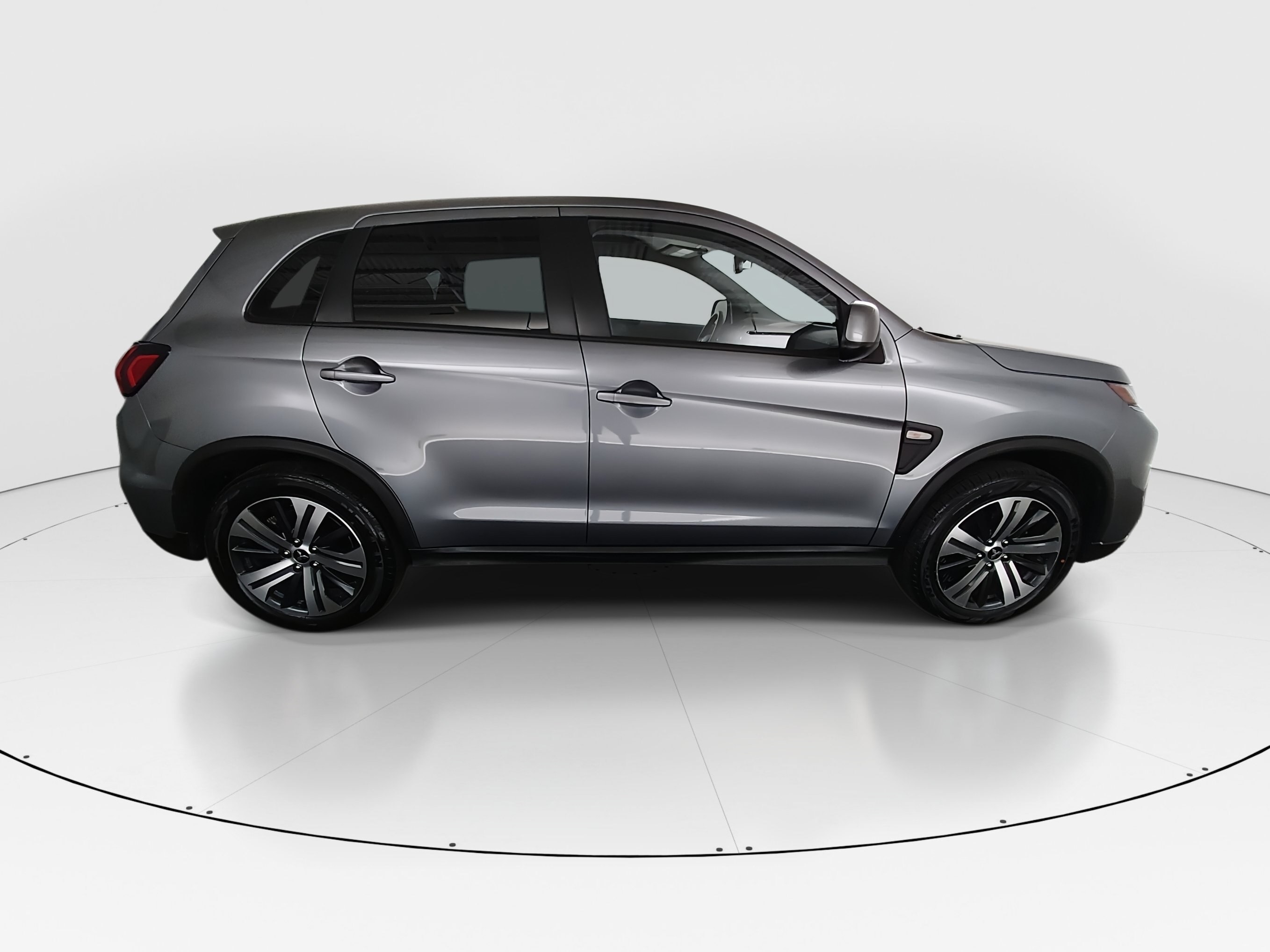 2025 Mitsubishi Outlander Sport ES - Photo 8