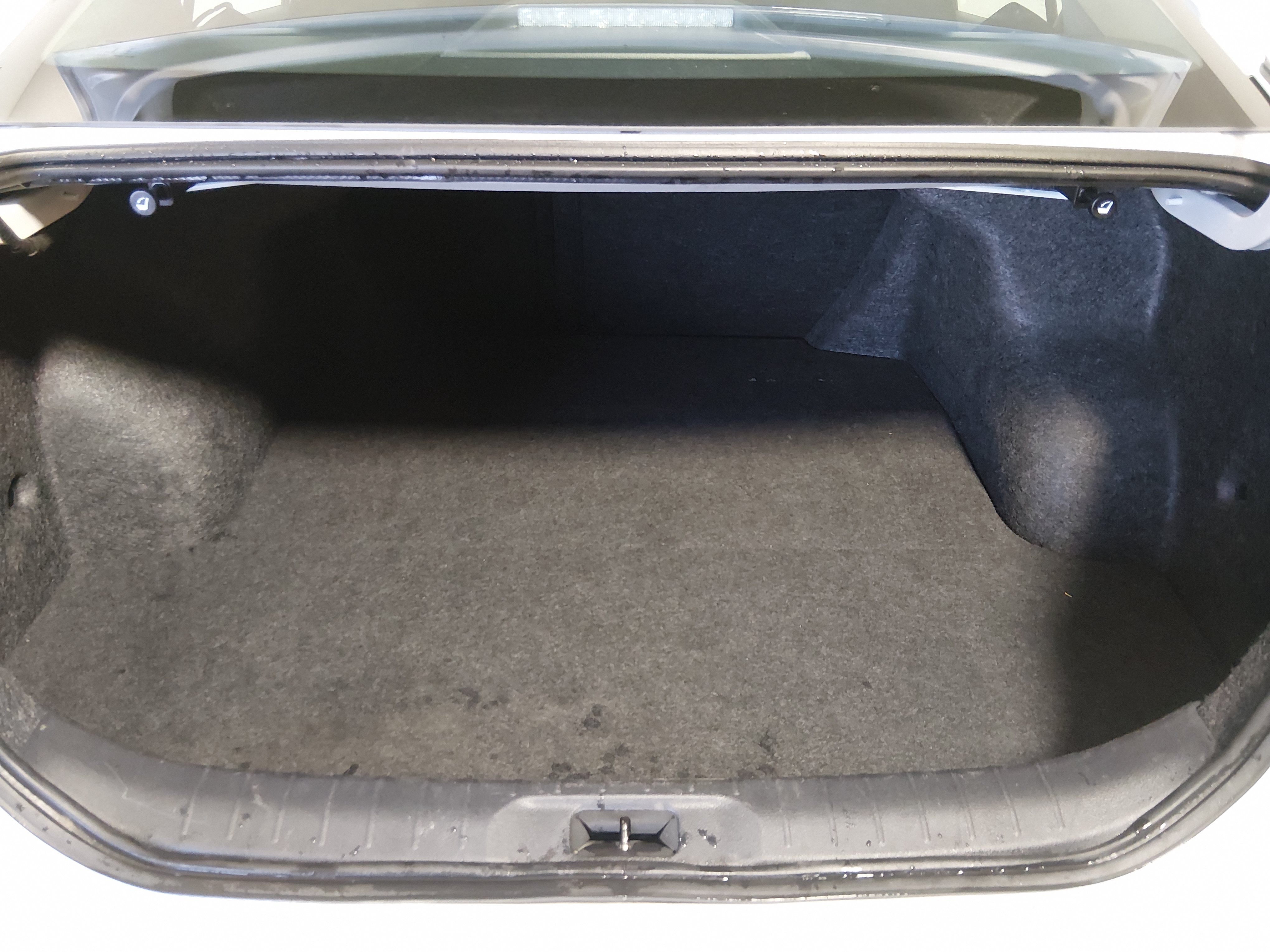 2025 Nissan Altima SV - Photo 11