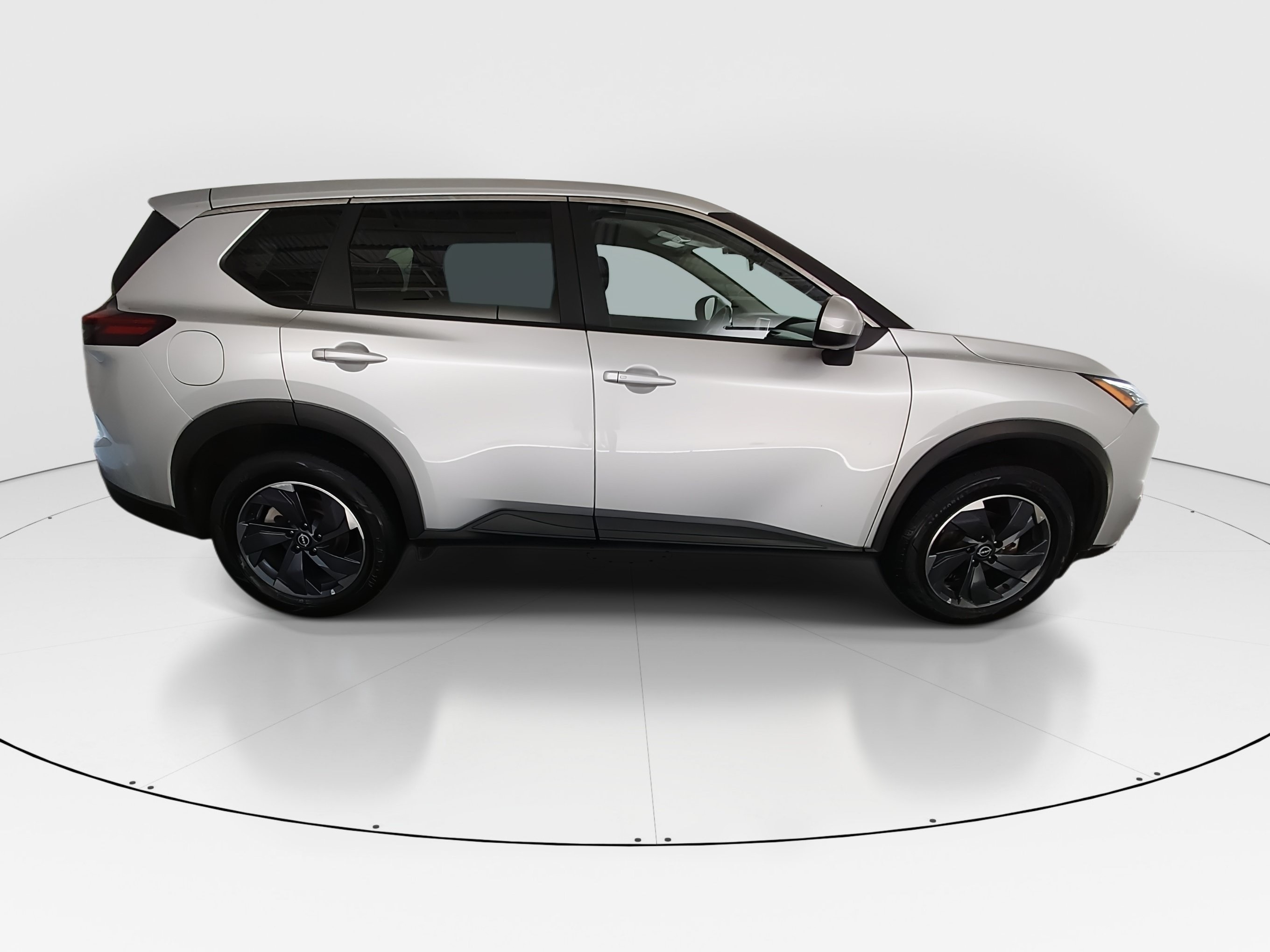 2024 Nissan Rogue SV - Photo 8