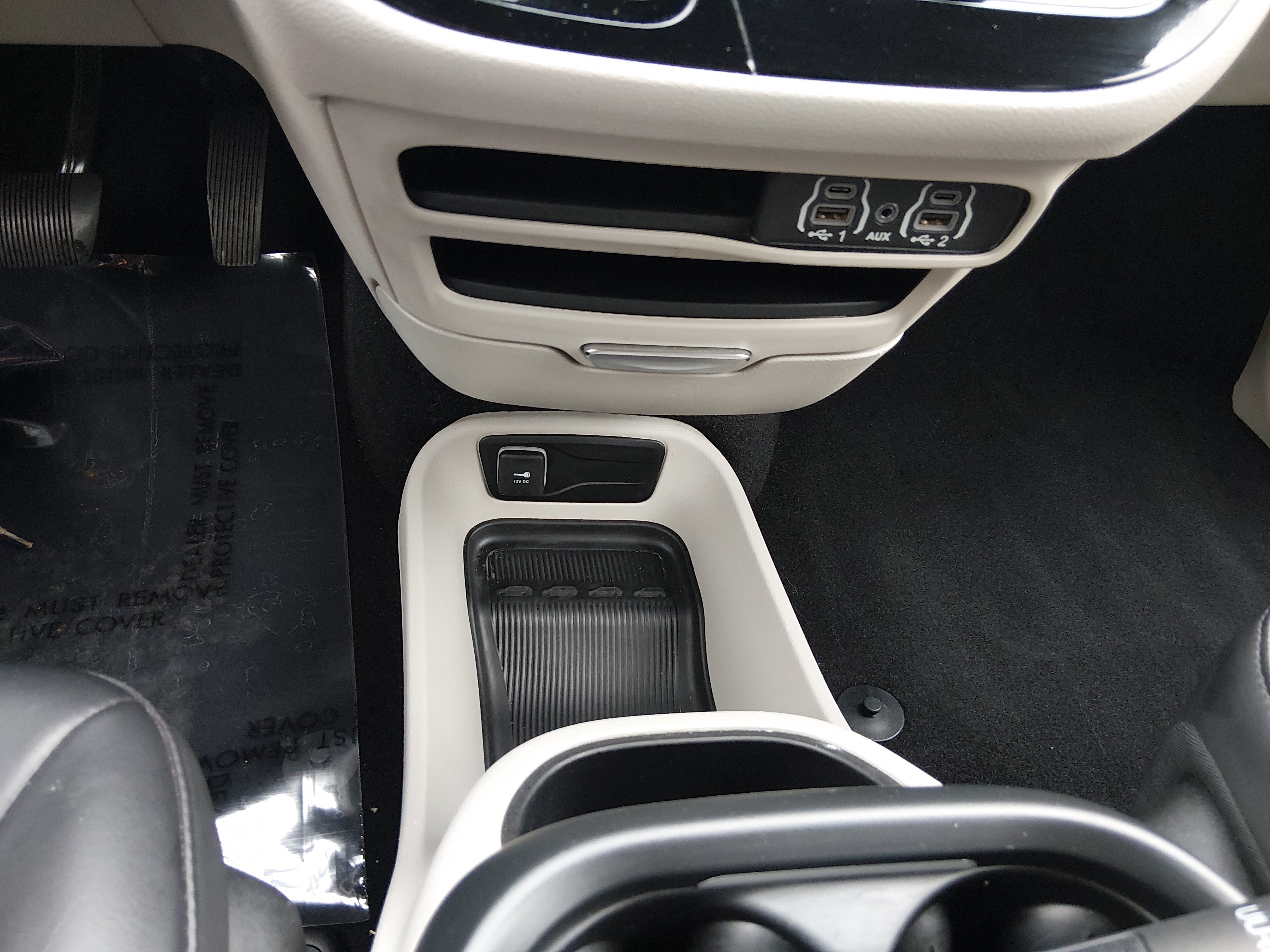 2023 Chrysler Pacifica Touring L - Photo 21
