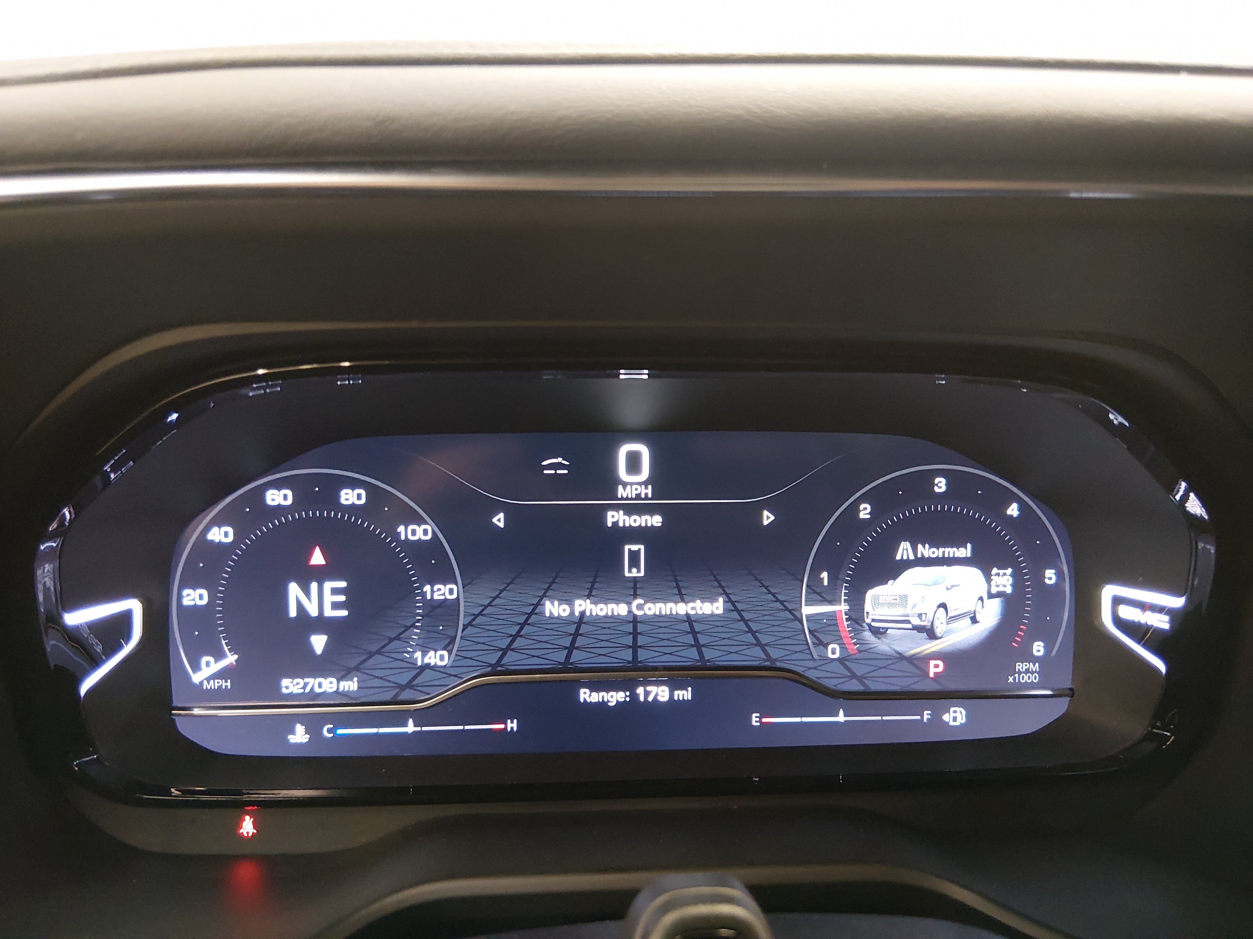 2024 GMC Yukon Denali - Photo 14