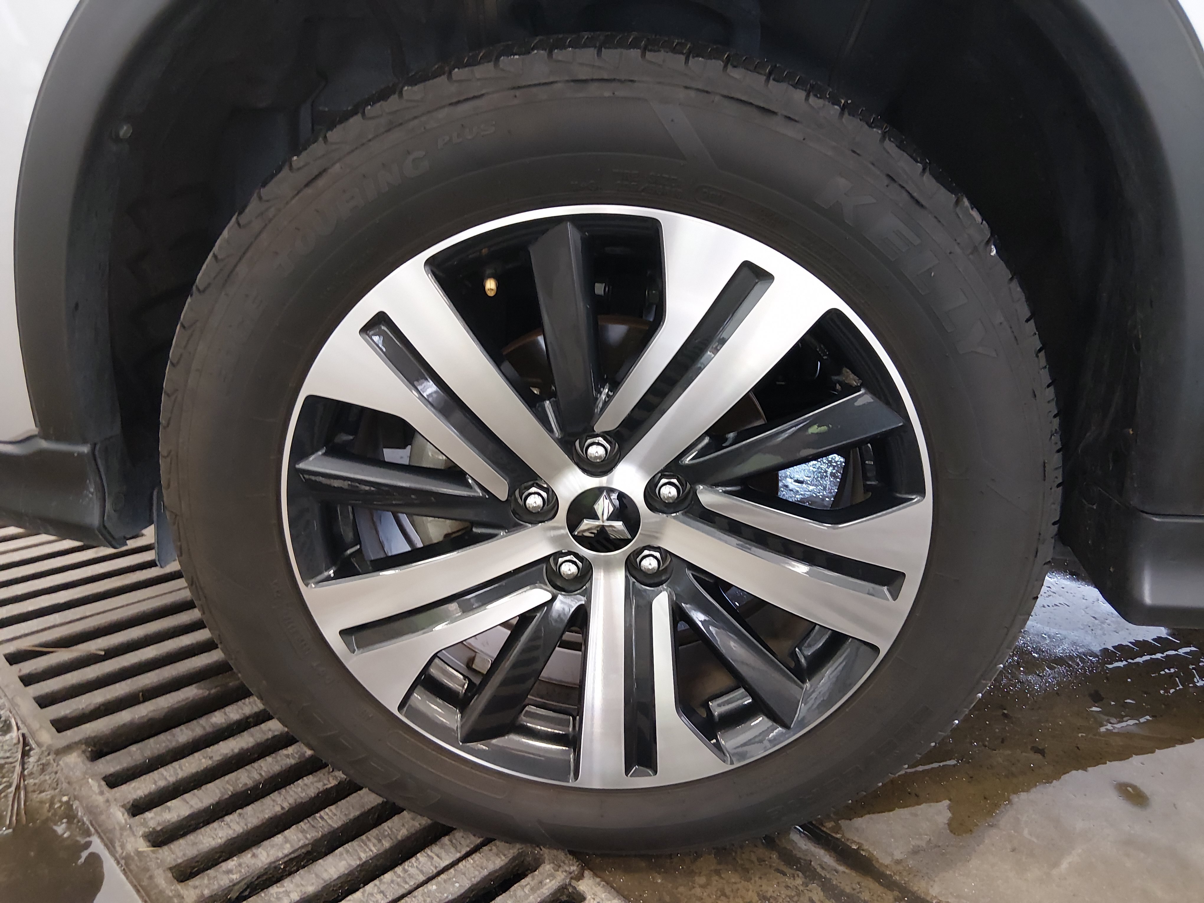2025 Mitsubishi Outlander Sport ES - Photo 10