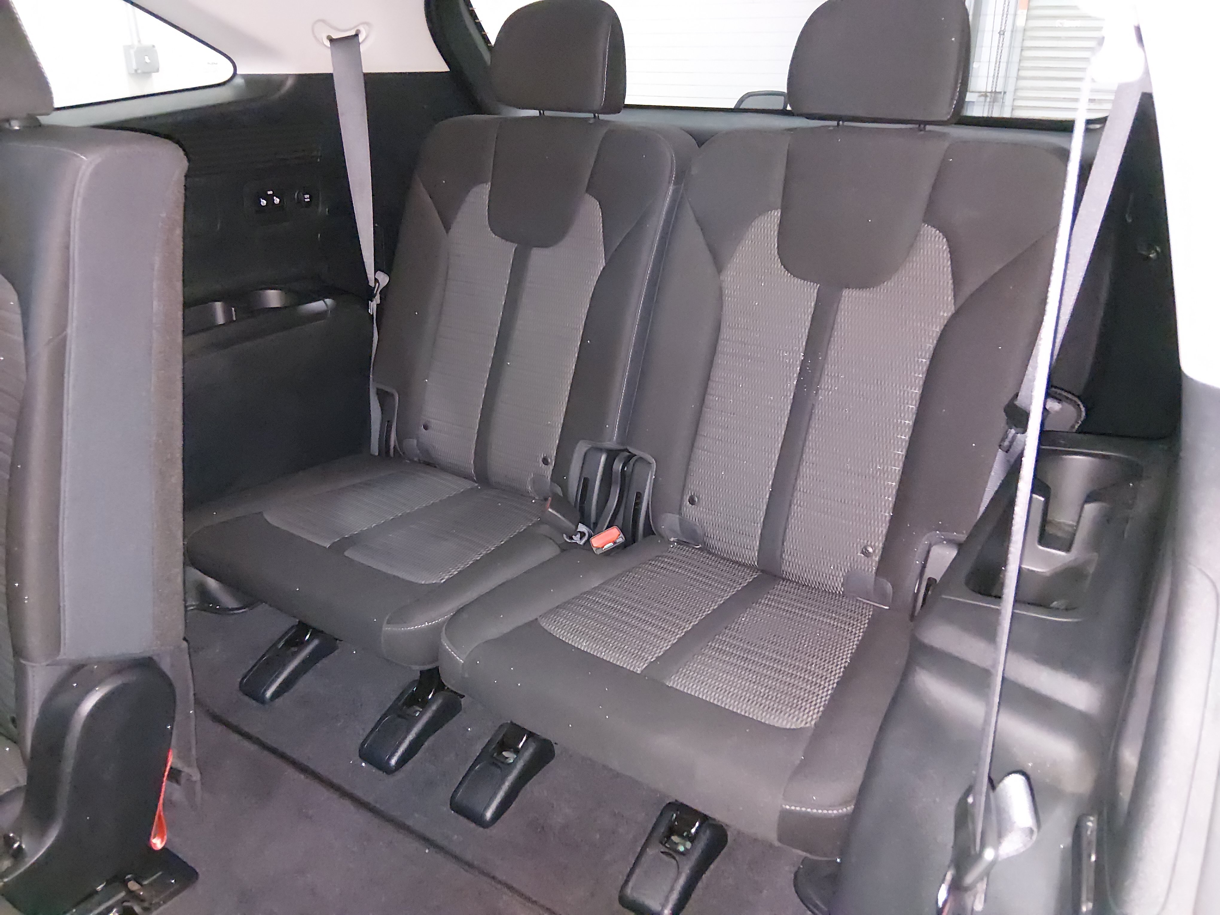 2023 Kia Sorento LX - Photo 17