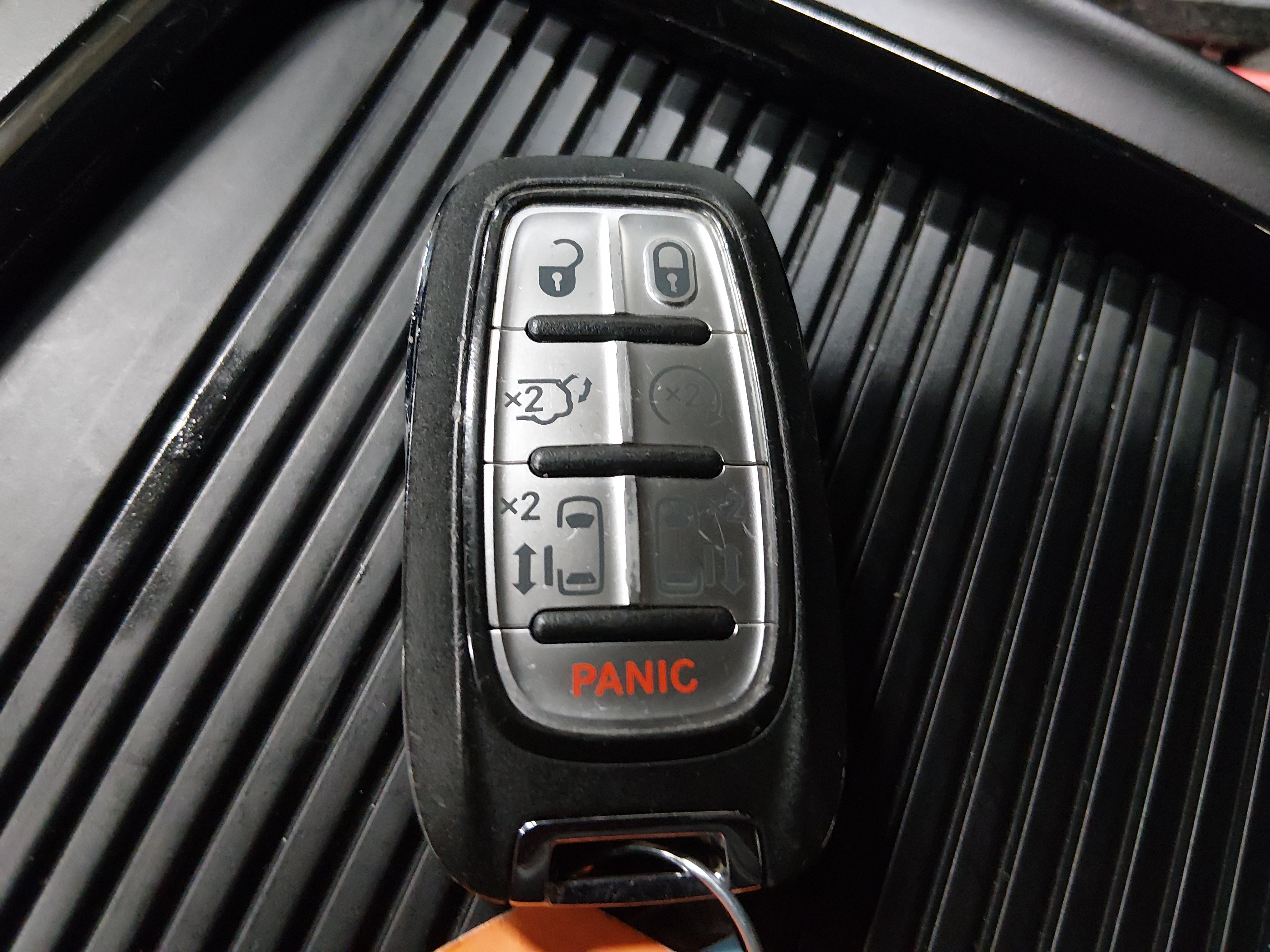 2024 Chrysler Pacifica PHEV Select - Photo 15