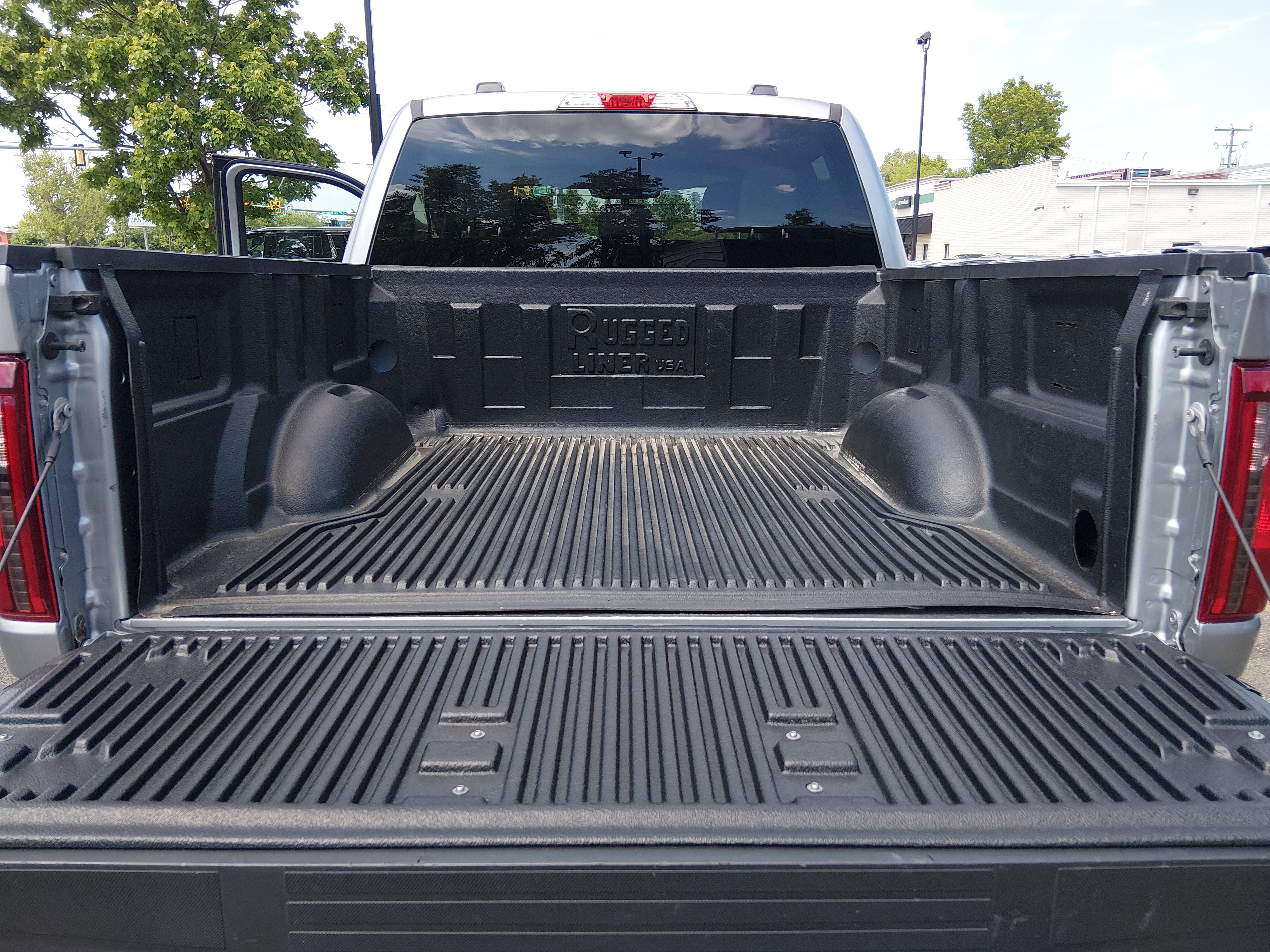 2025 Ford F-150 XLT - Photo 11