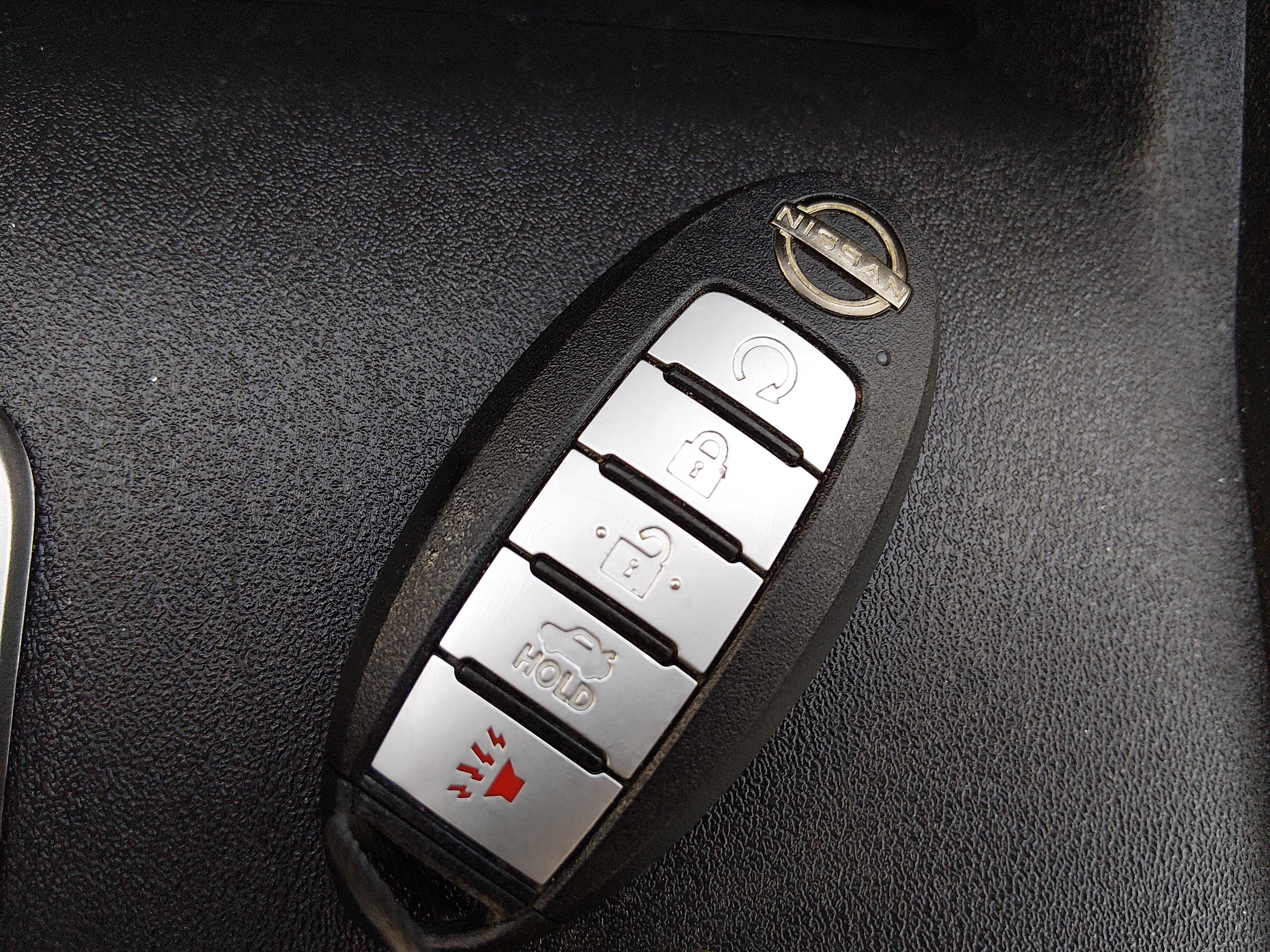 2025 Nissan Altima SV - Photo 15