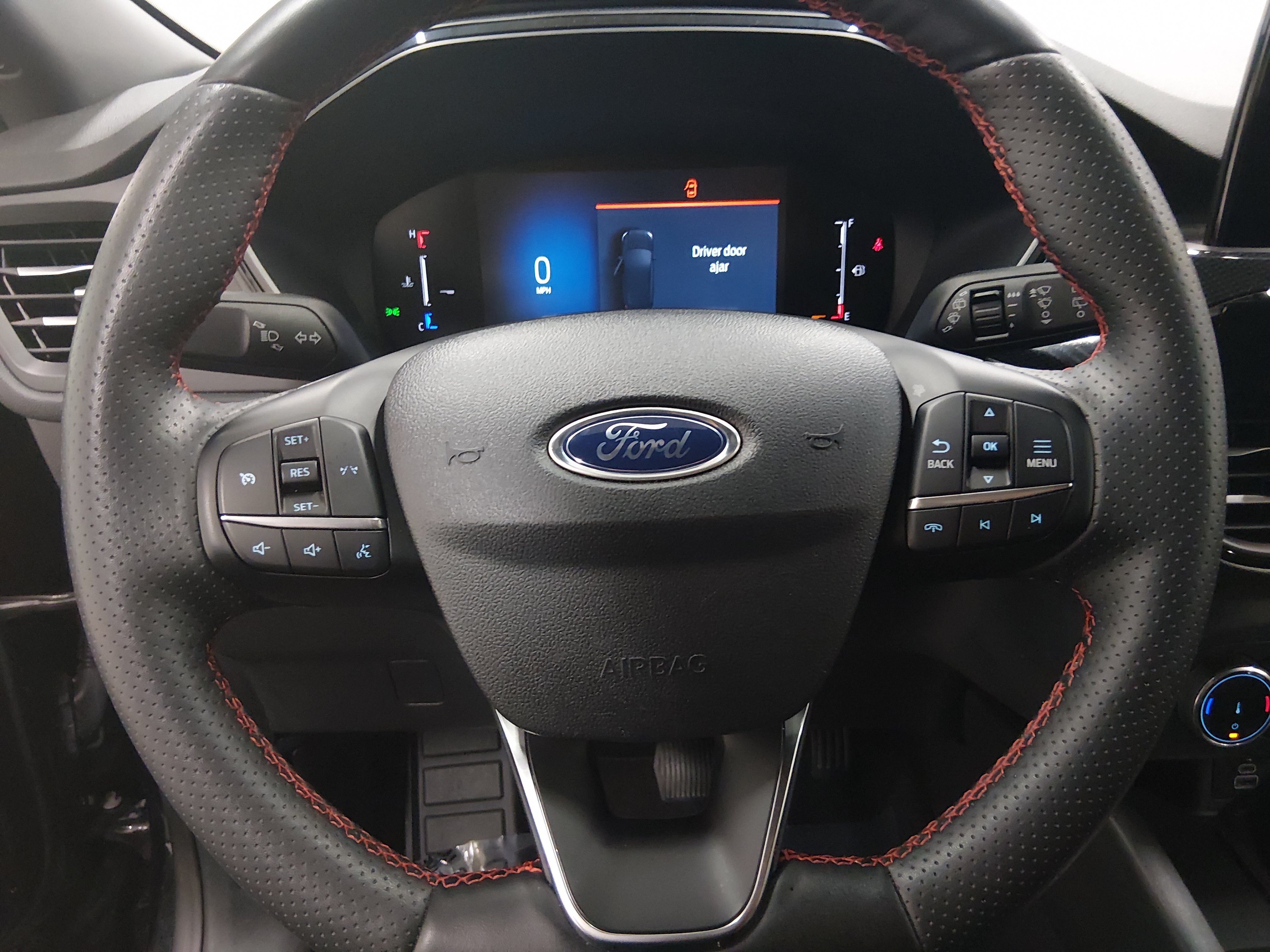 2025 Ford Escape ST-Line Select - Photo 12