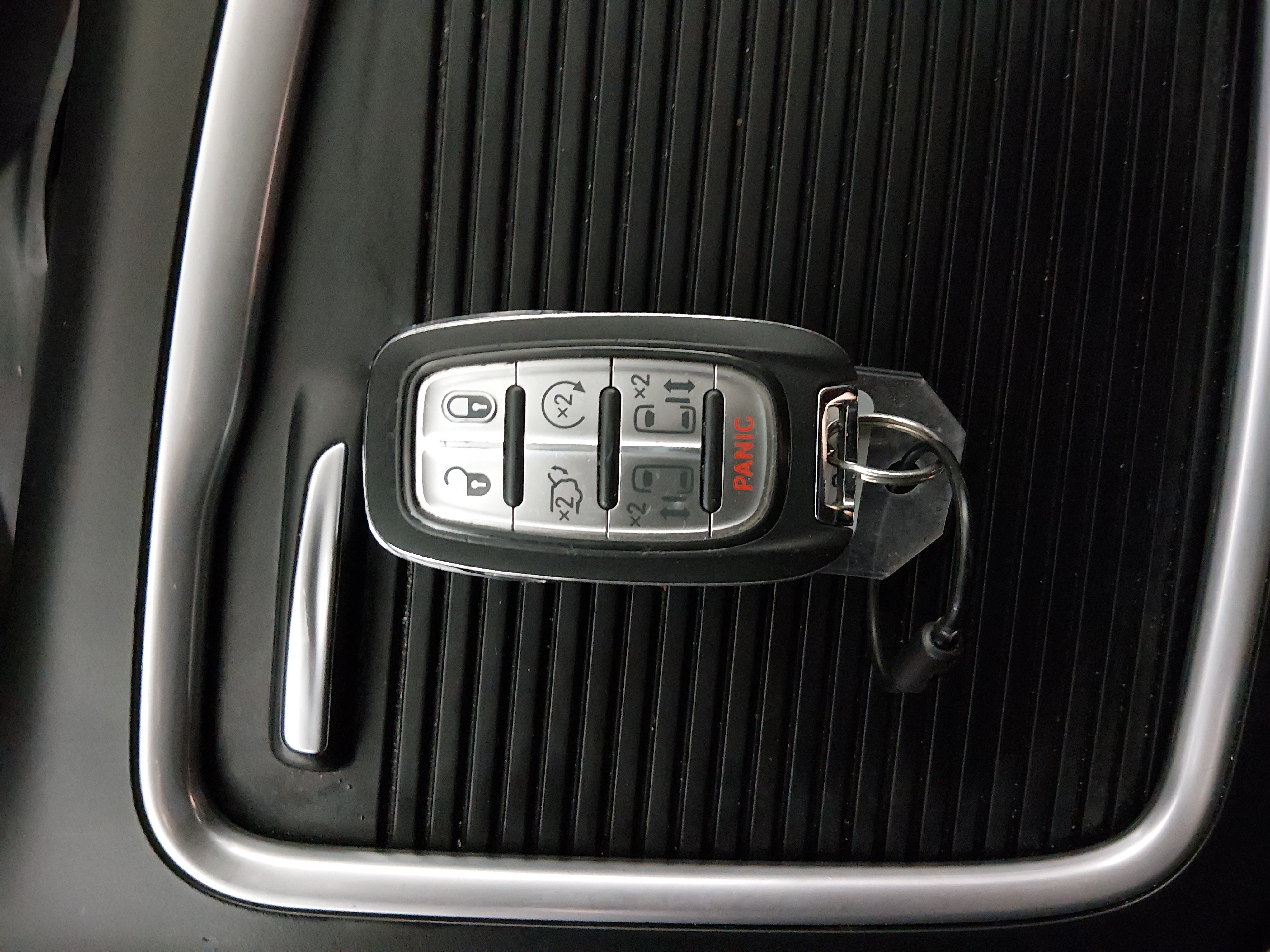 2024 Chrysler Pacifica PHEV Select - Photo 15