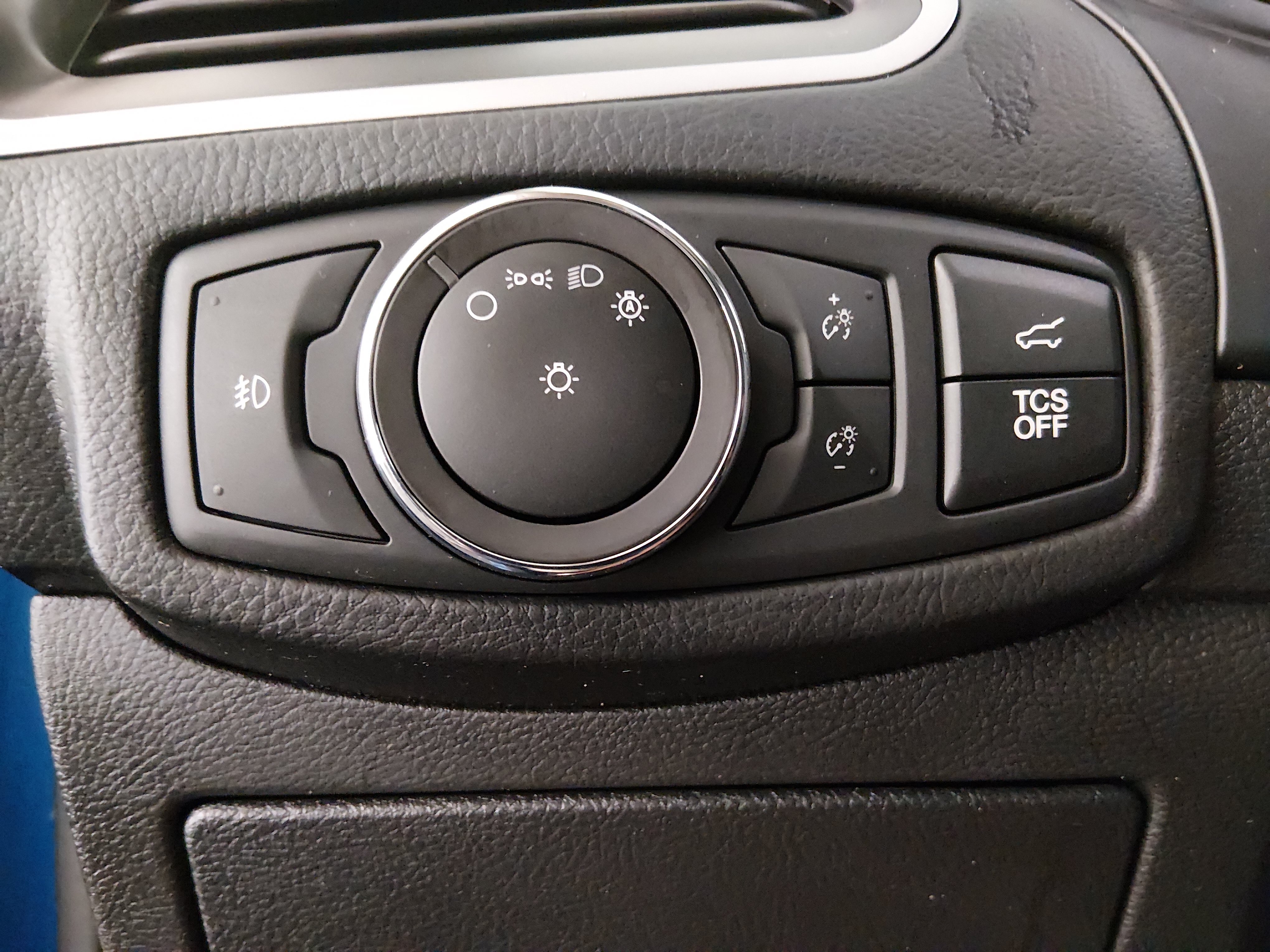 2022 Ford Edge SEL - Photo 13