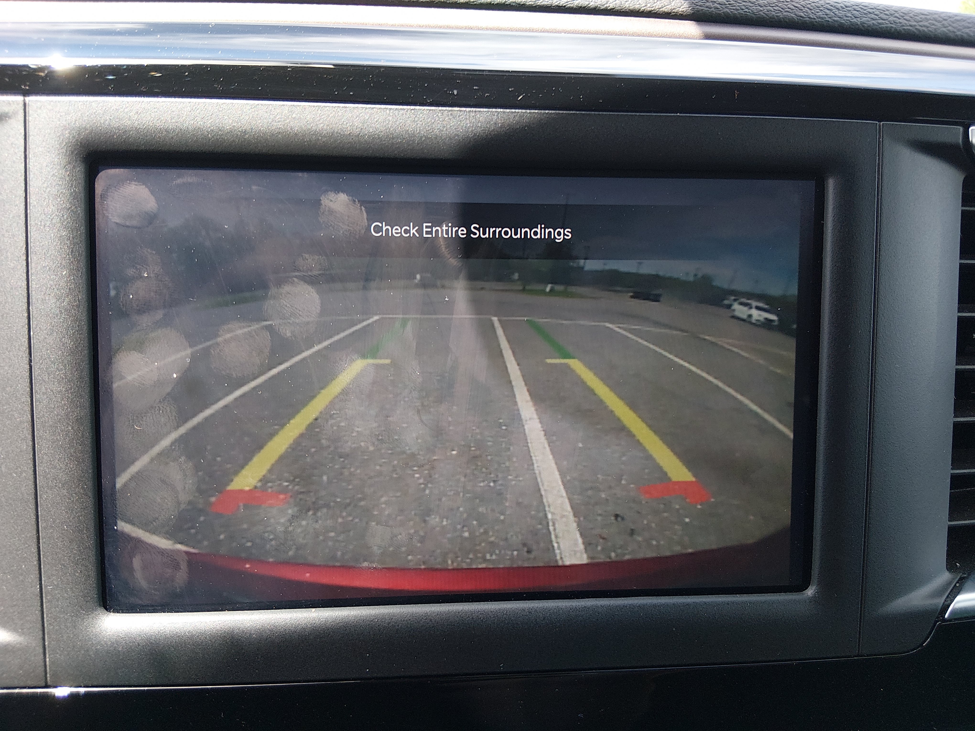 2023 Chrysler Voyager LX - Photo 16