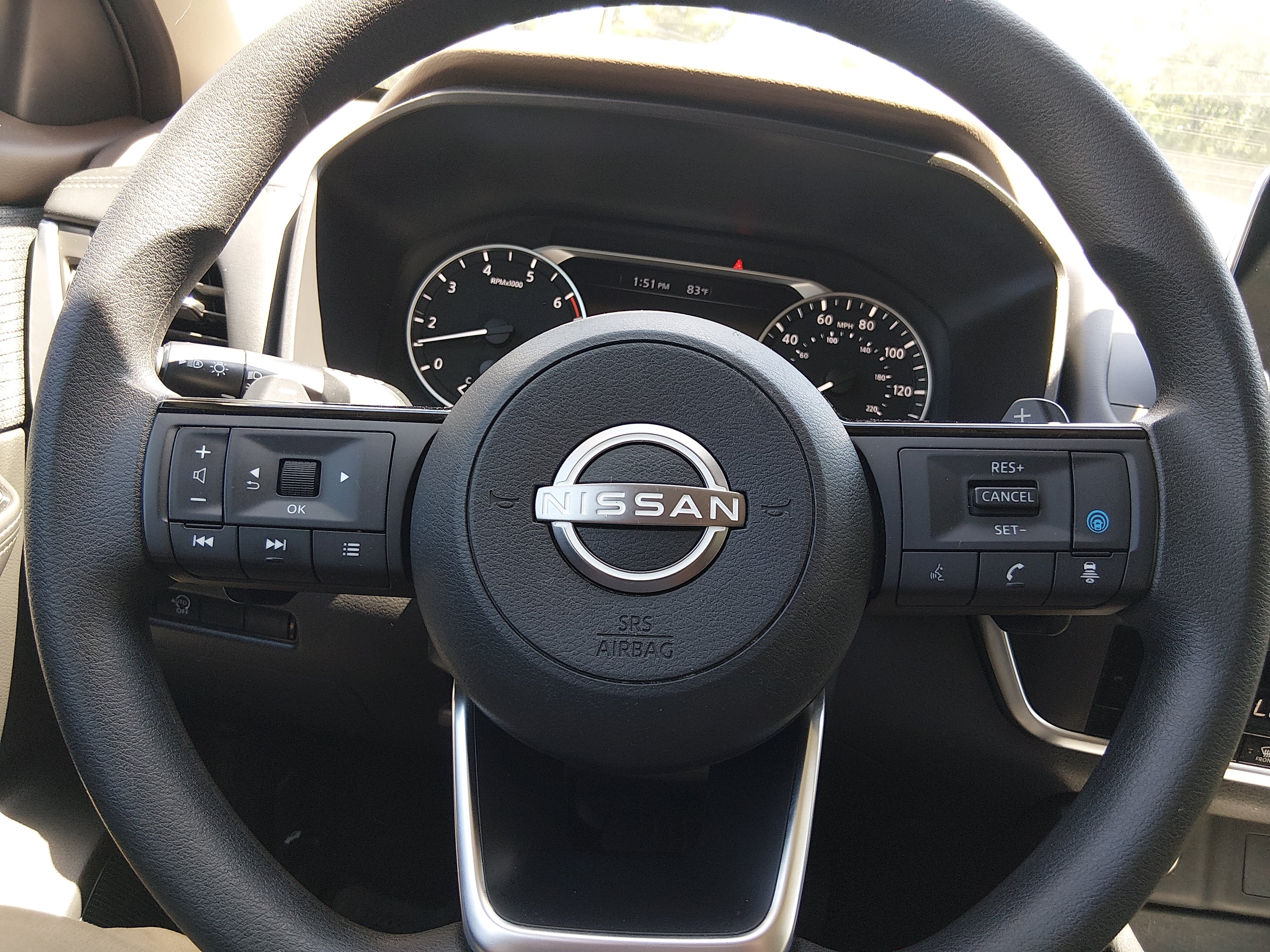 2023 Nissan Rogue SV - Photo 12