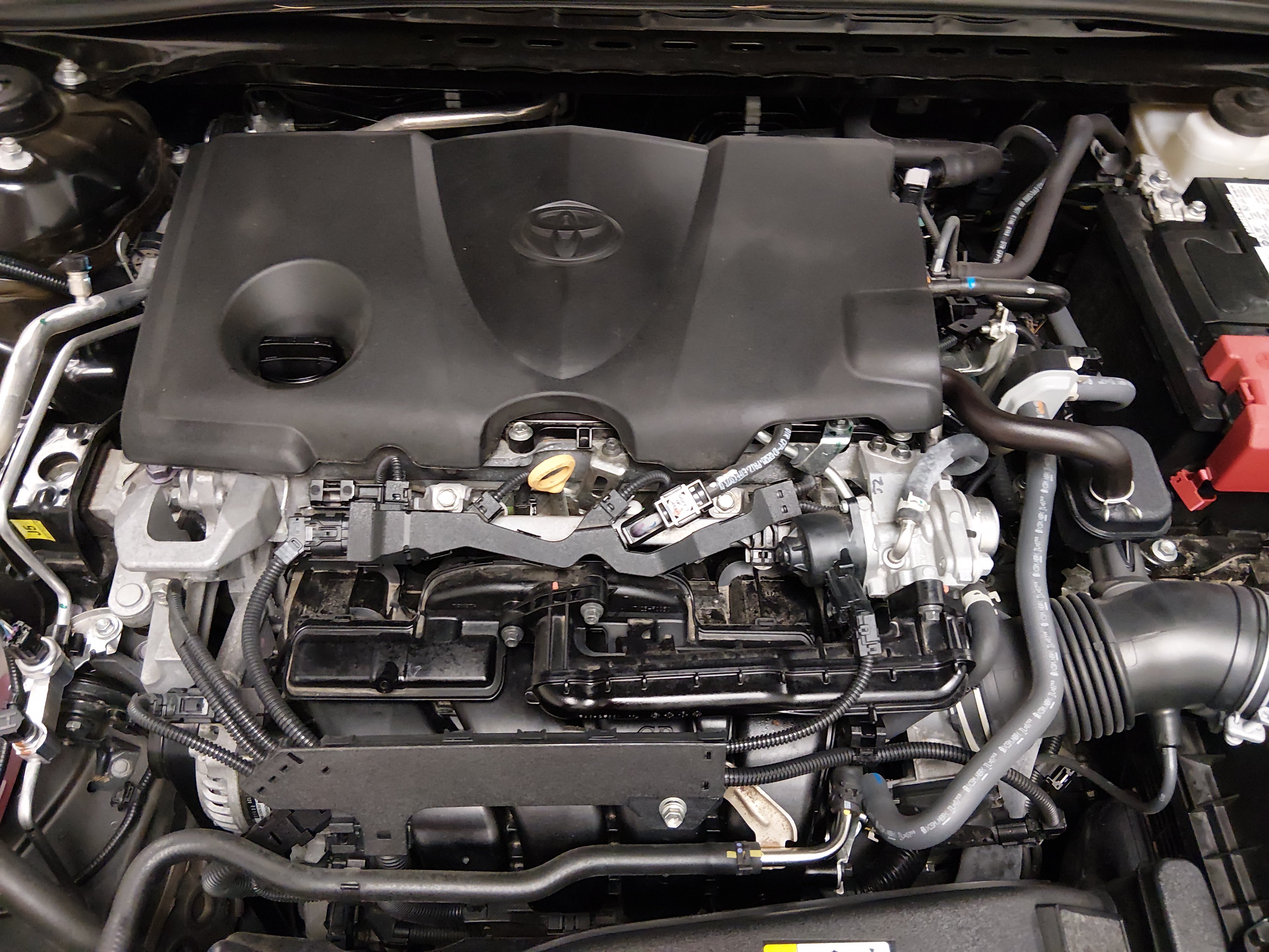 2024 Toyota Camry SE - Photo 9