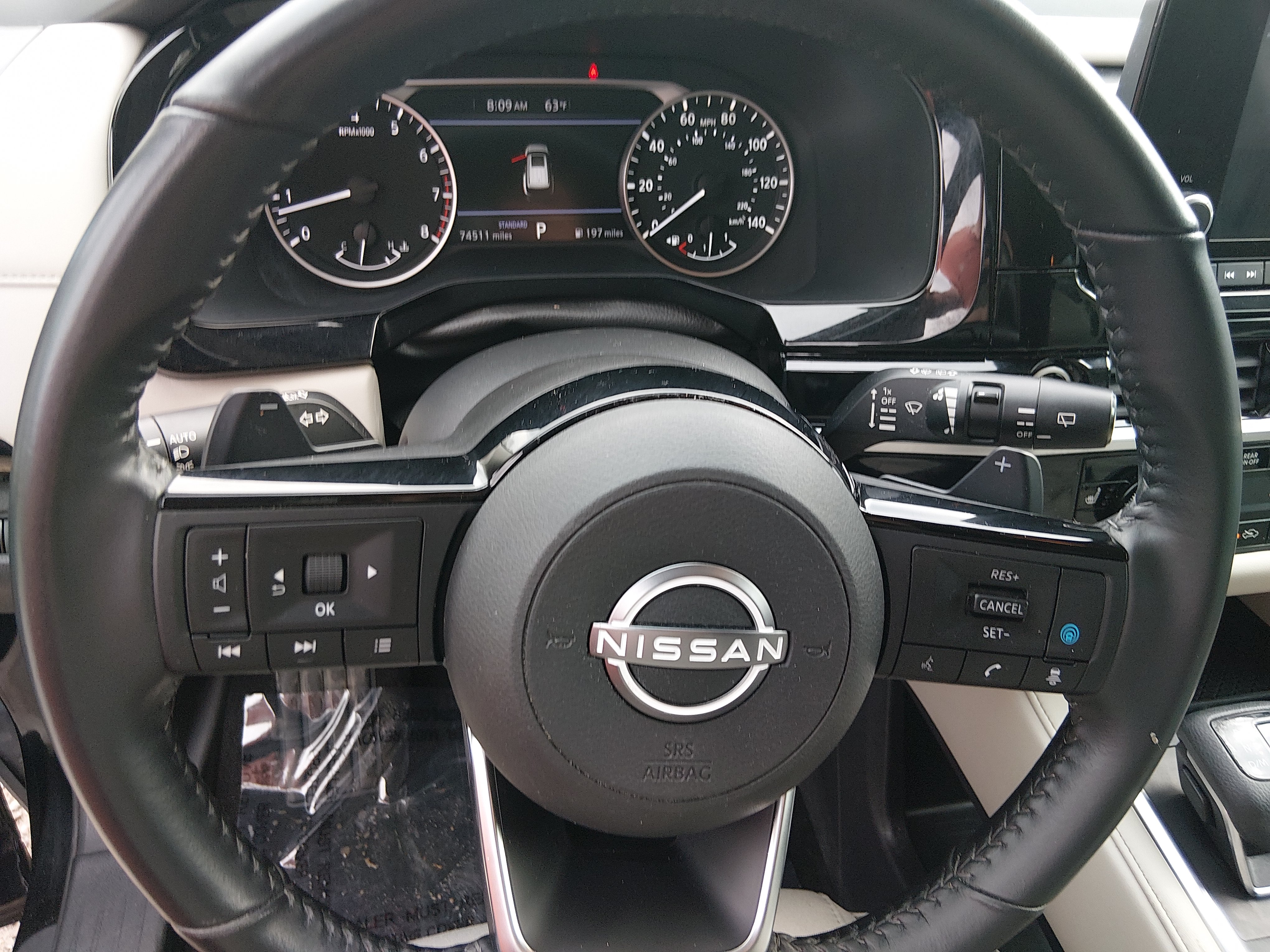 2023 Nissan Pathfinder SV - Photo 12