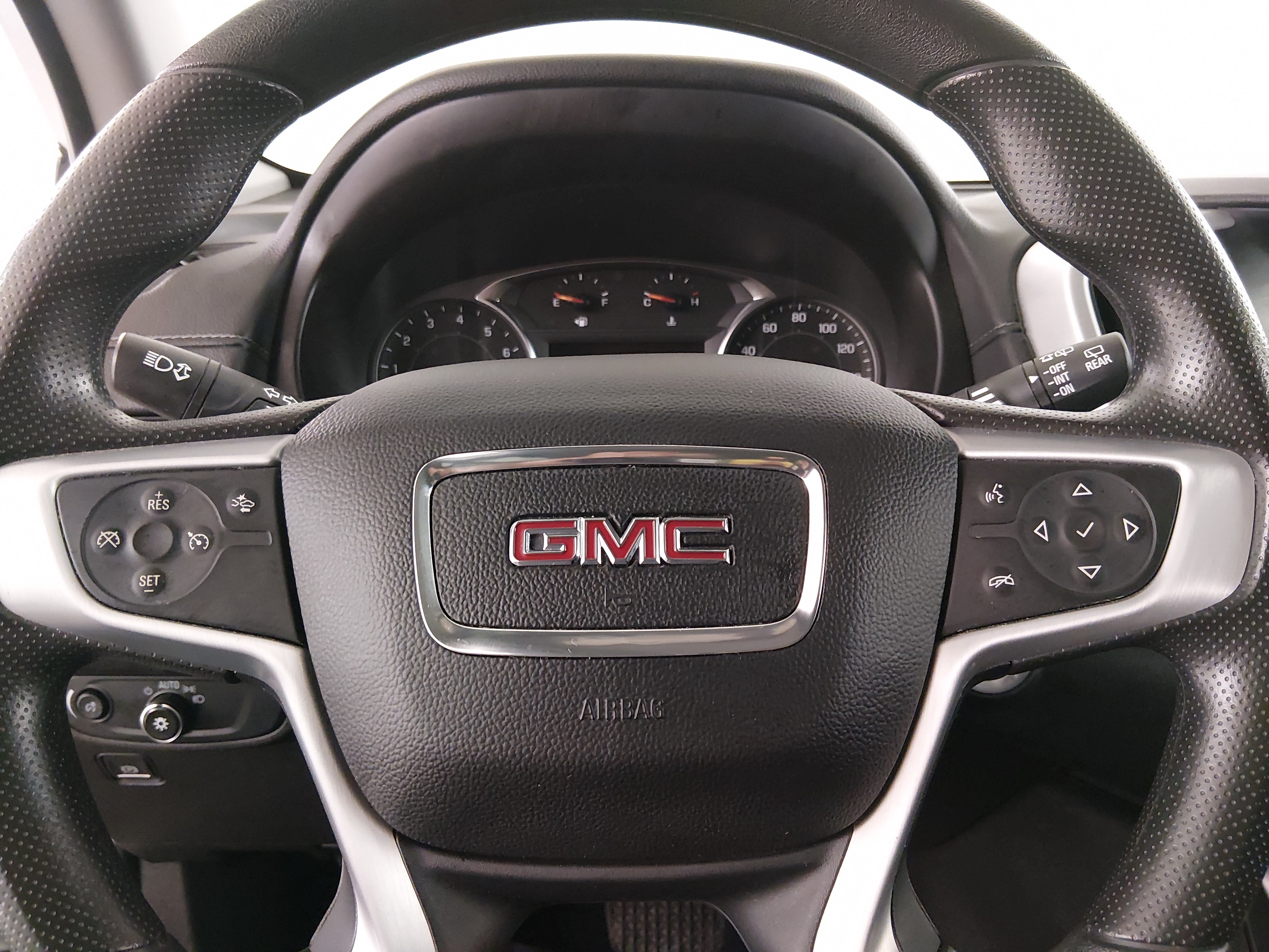 2024 GMC Terrain SLE - Photo 12