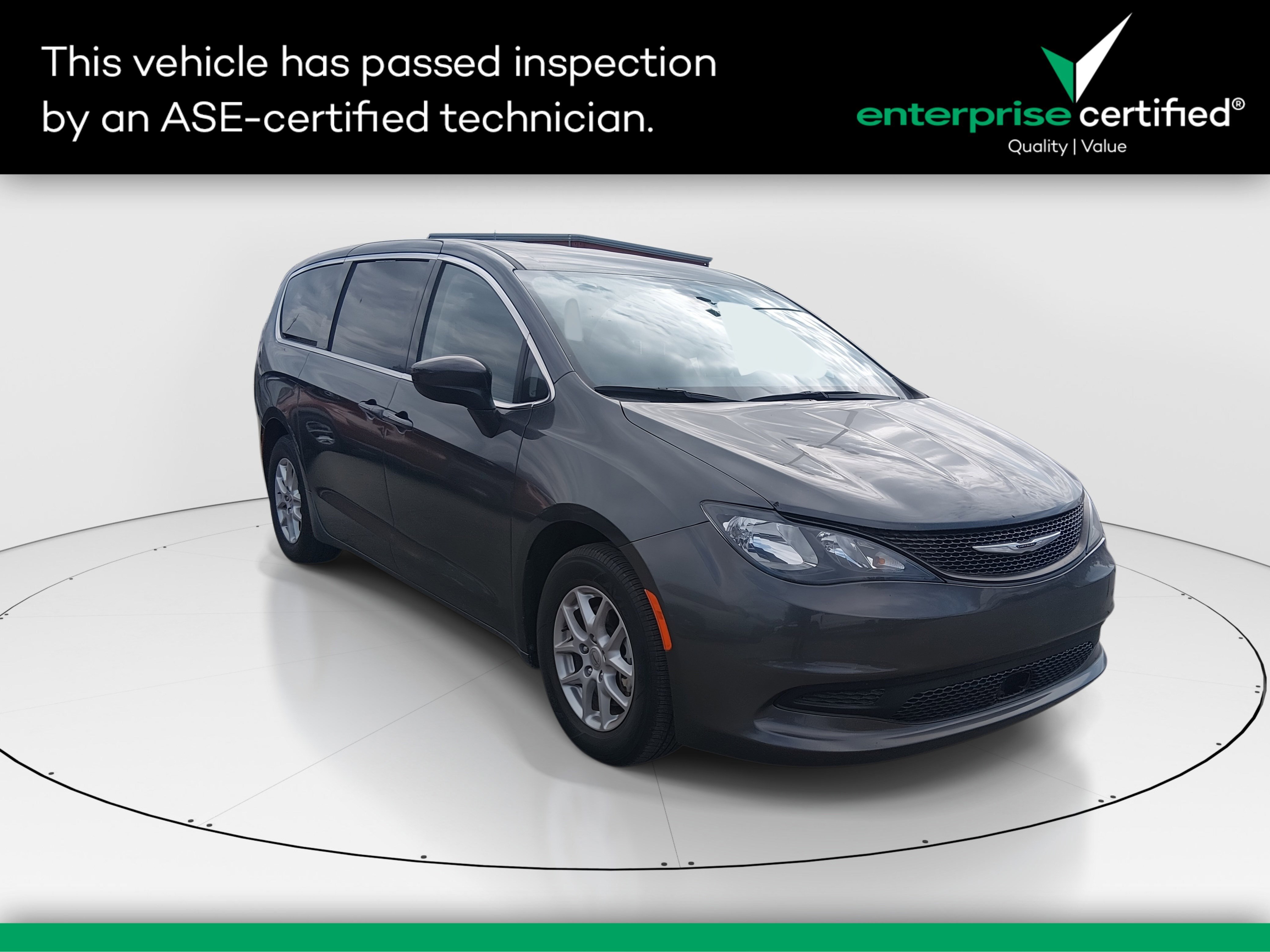 2022 Chrysler Voyager