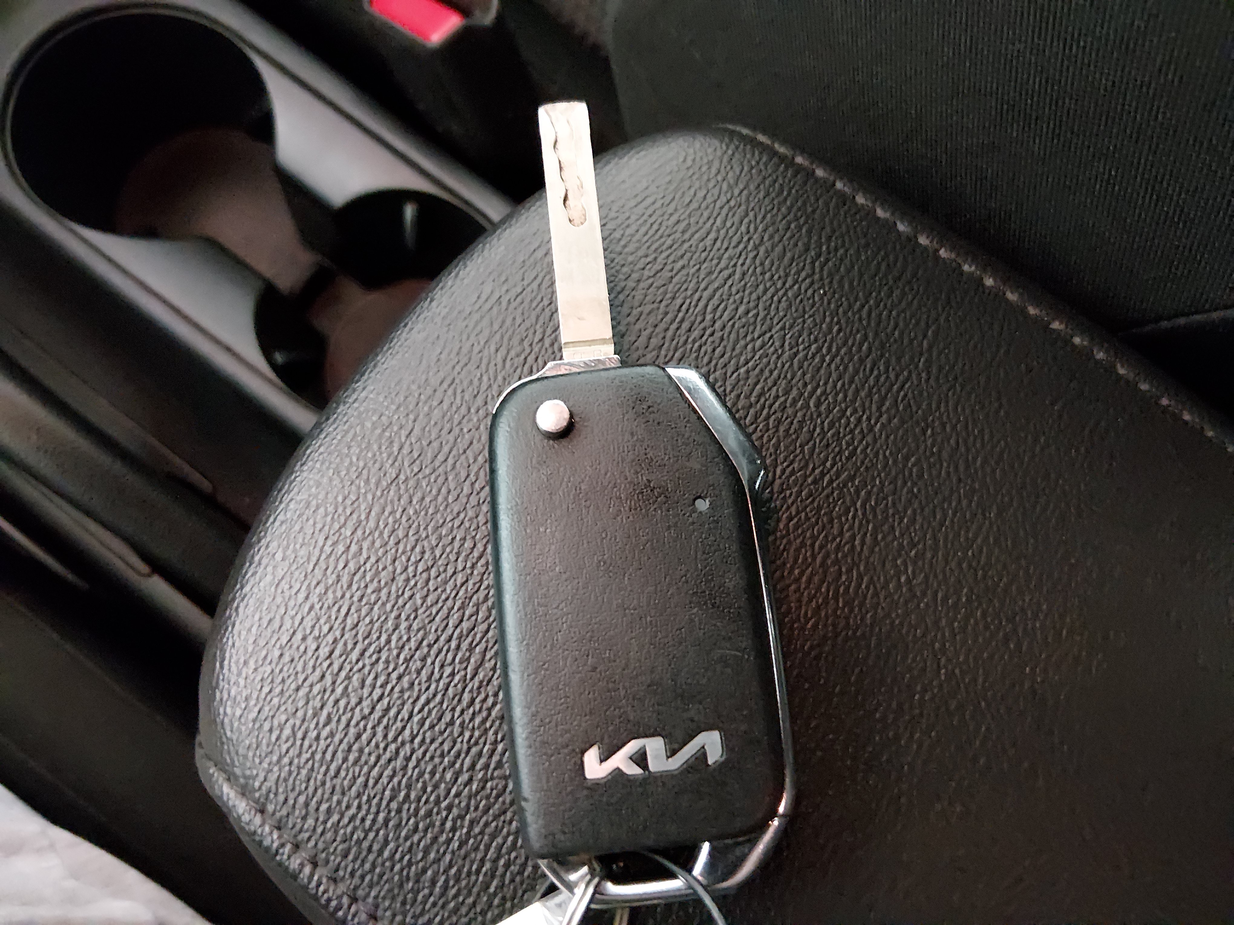 2024 Kia Soul LX - Photo 15