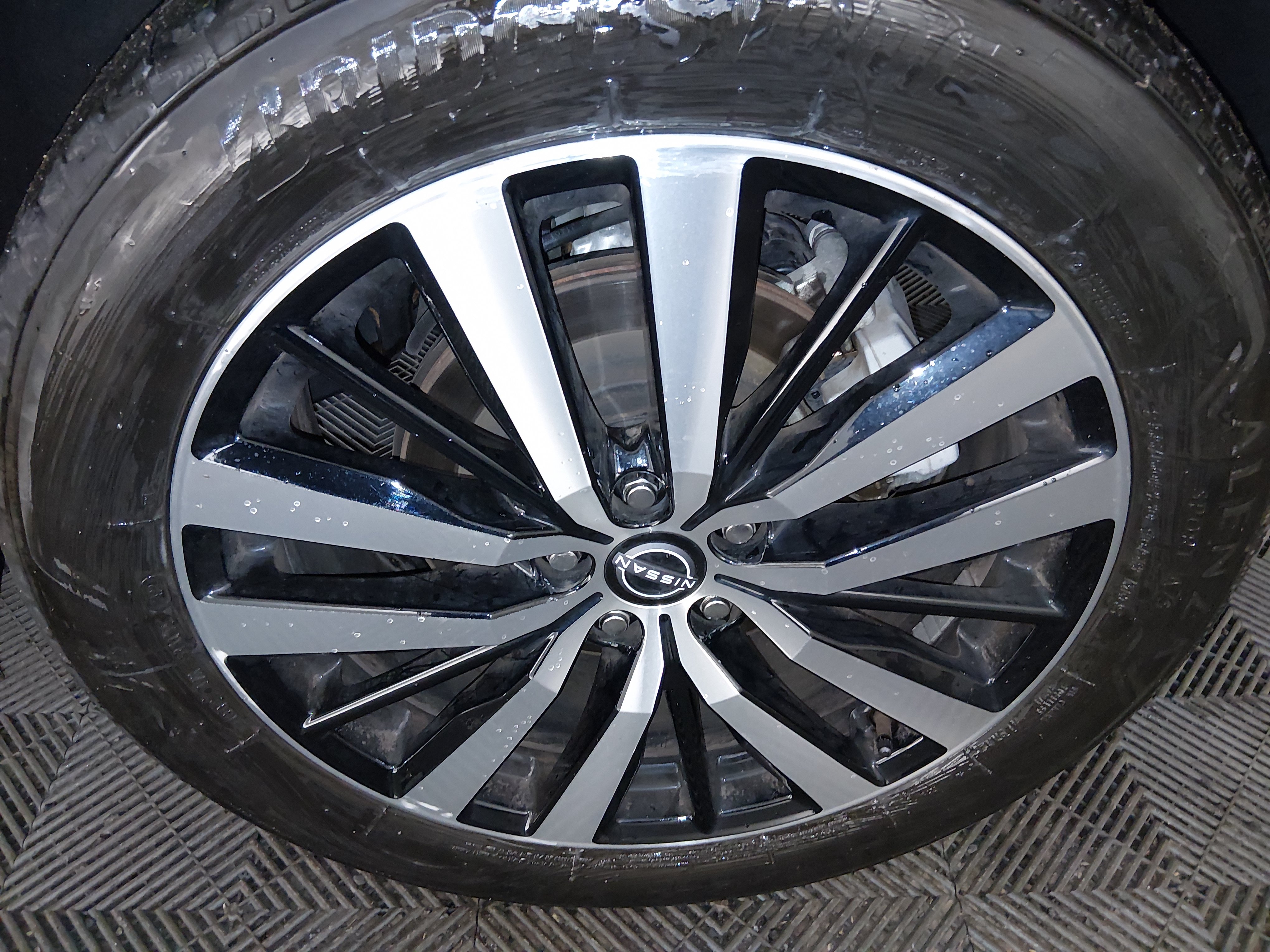 2023 Nissan Pathfinder Platinum - Photo 10