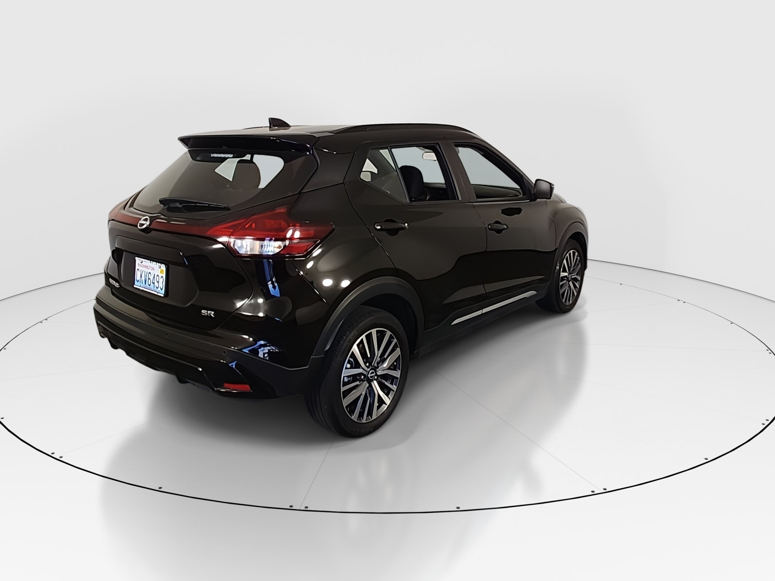 2024 Nissan Kicks SR - Photo 7