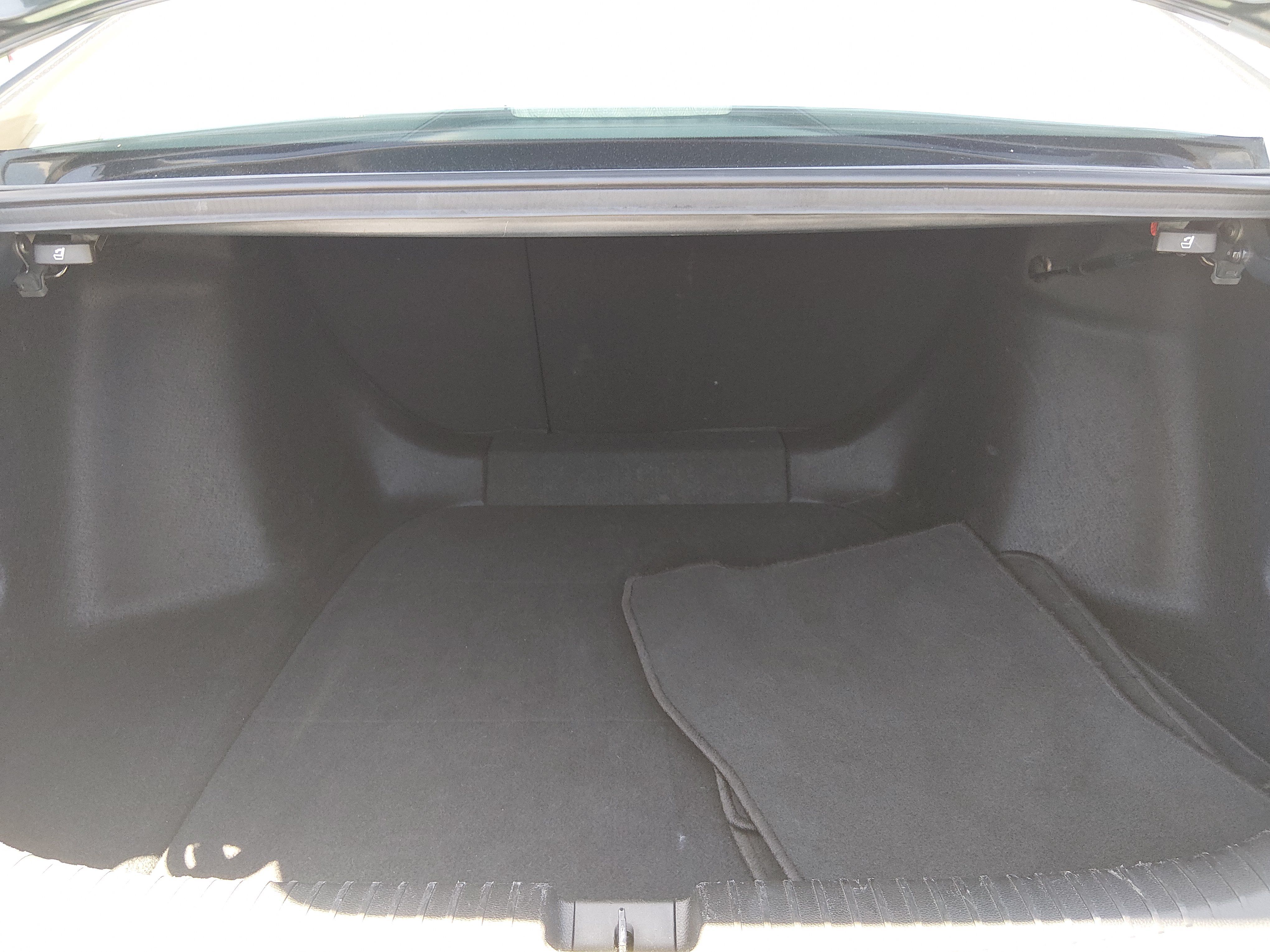 2023 Honda Accord EX - Photo 11