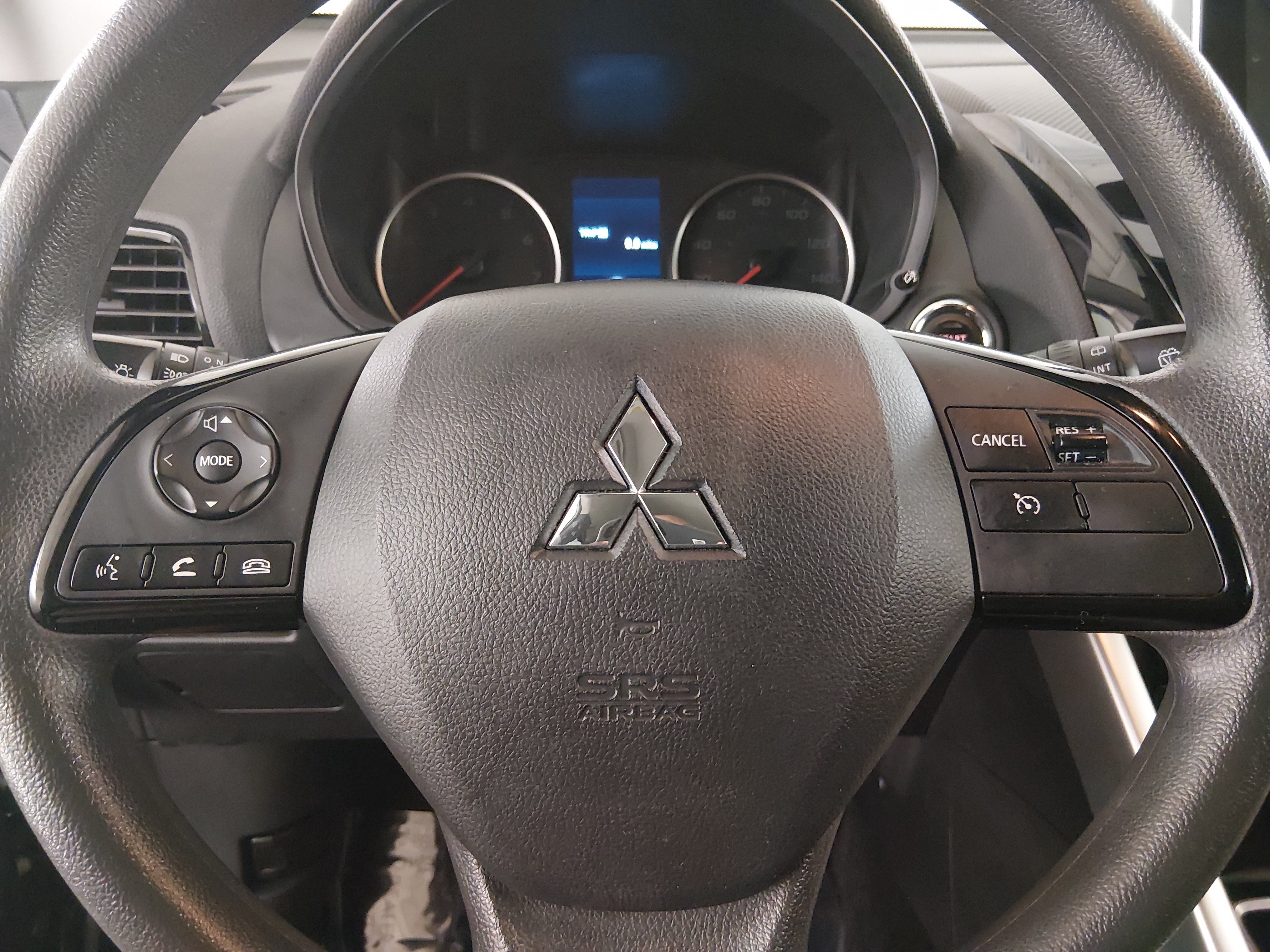2024 Mitsubishi Eclipse Cross LE - Photo 12