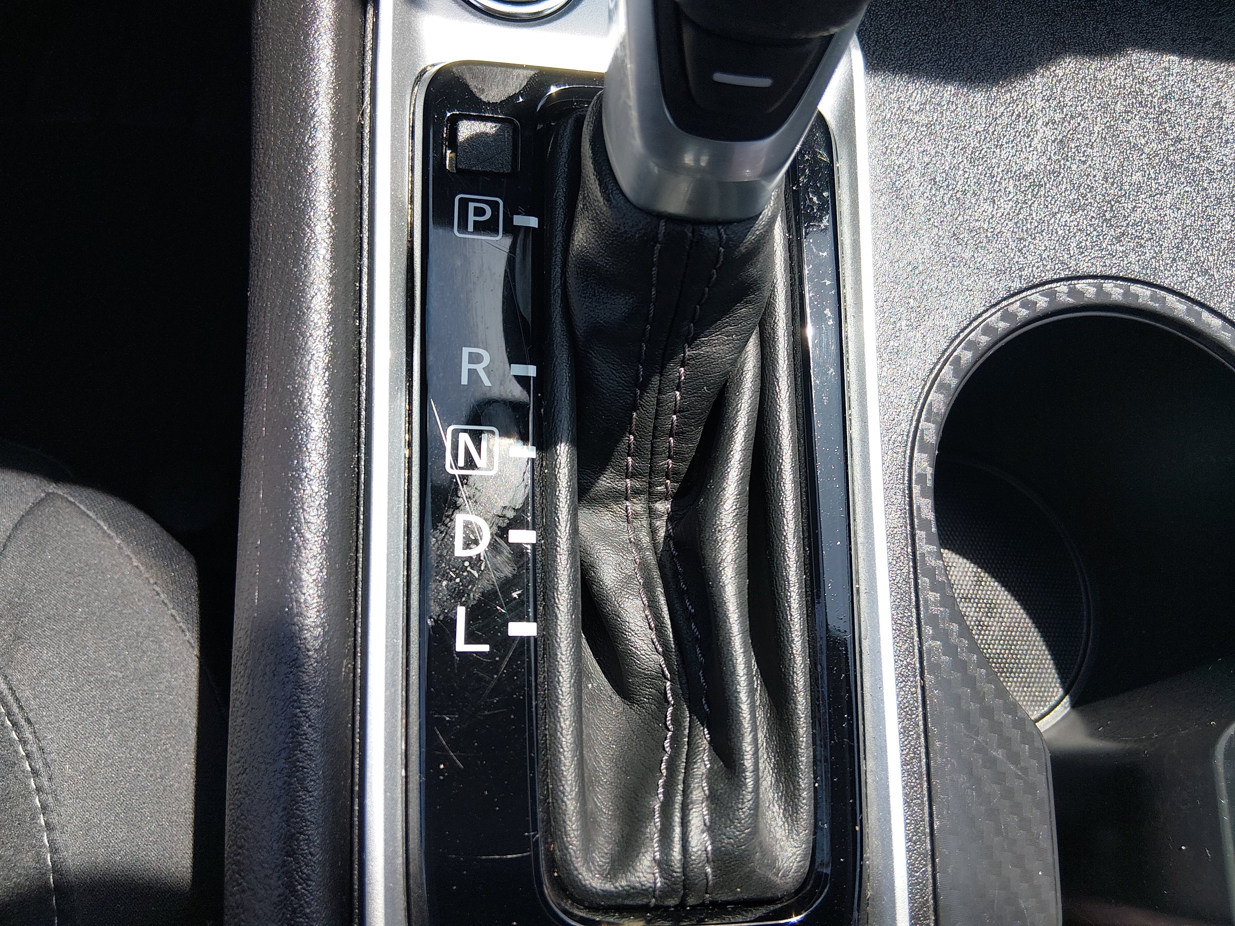 2025 Nissan Altima SV - Photo 17