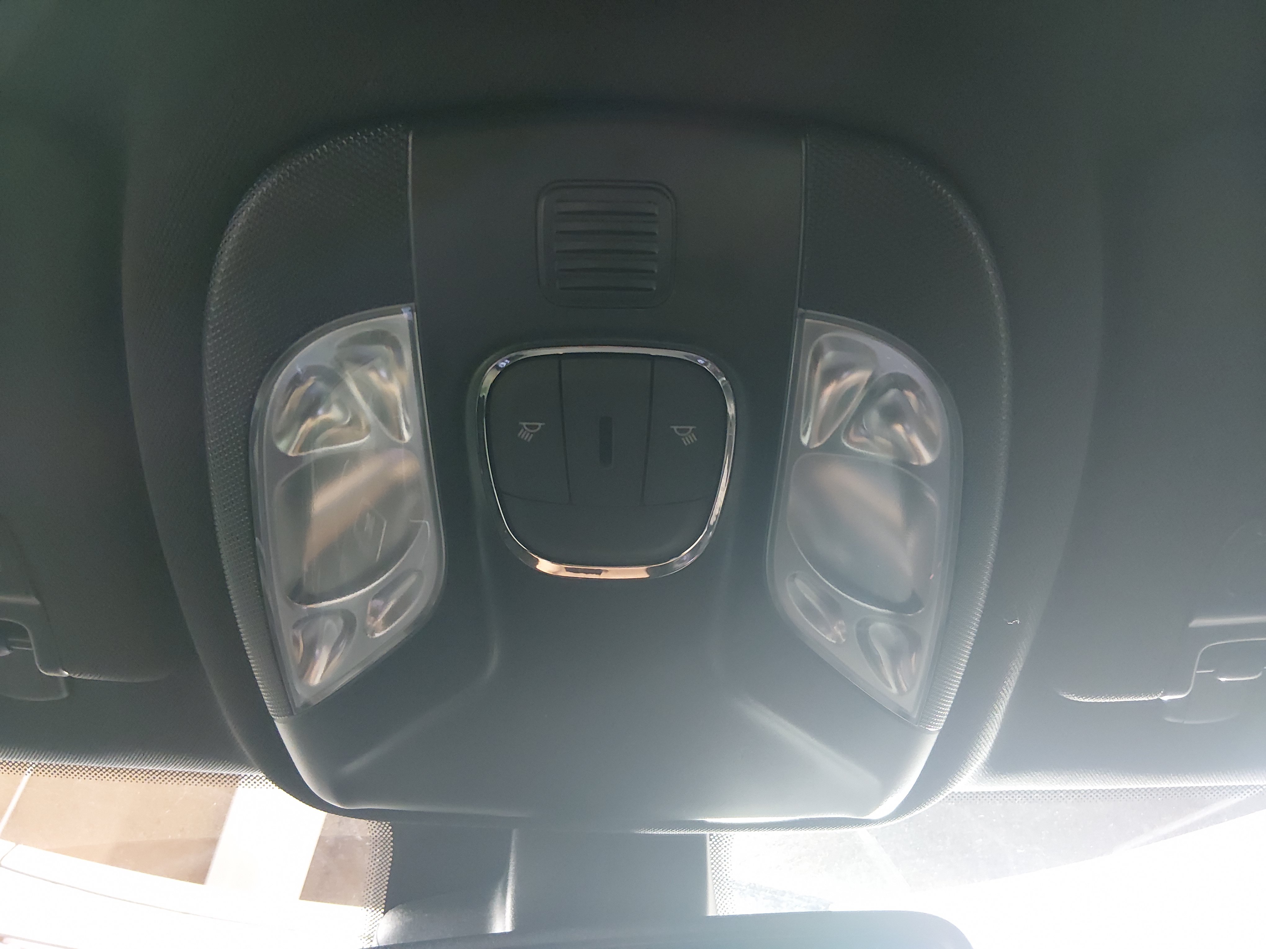 2025 Jeep Compass Limited - Photo 22