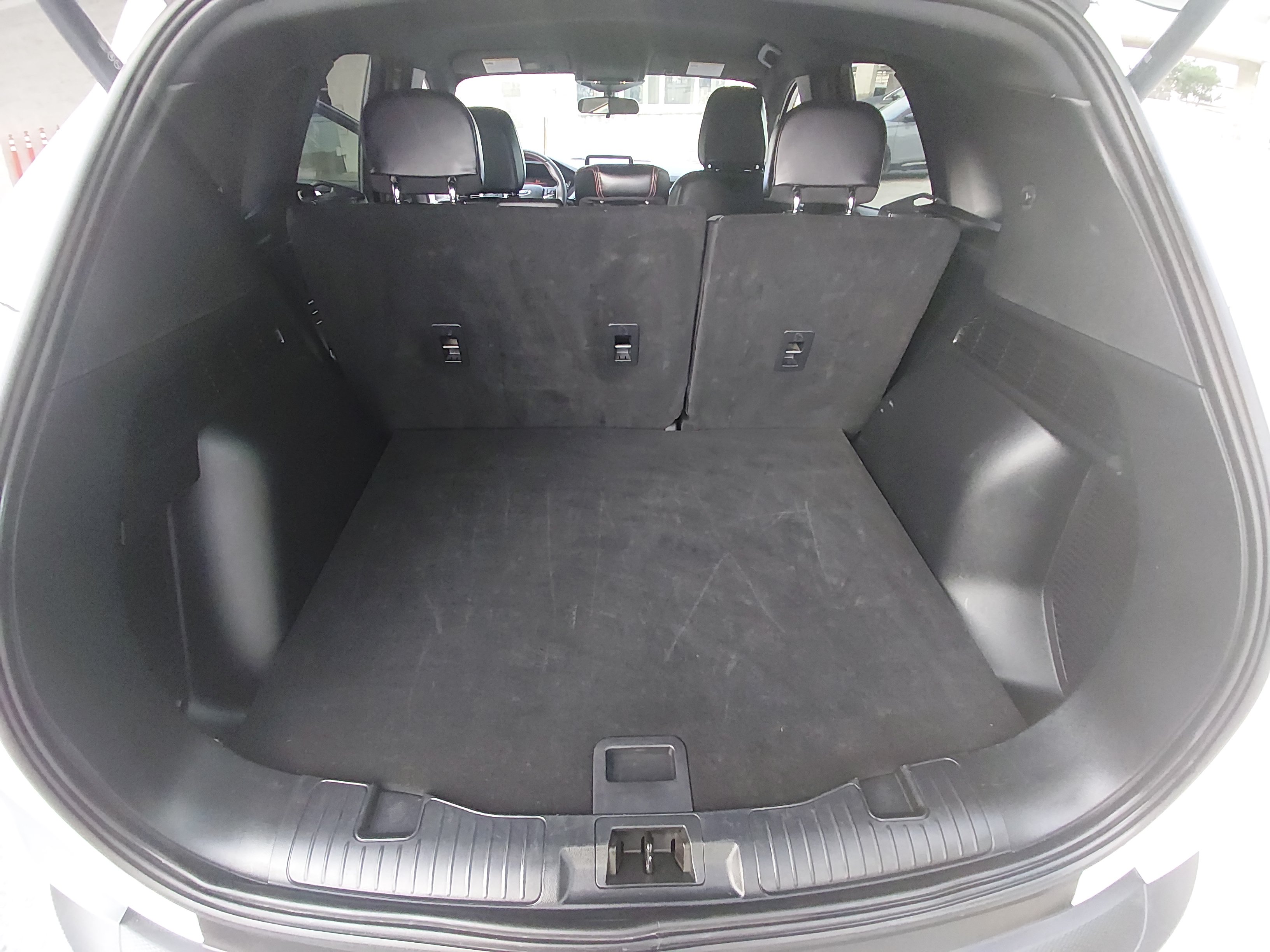 2025 Ford Escape ST-Line Select - Photo 11