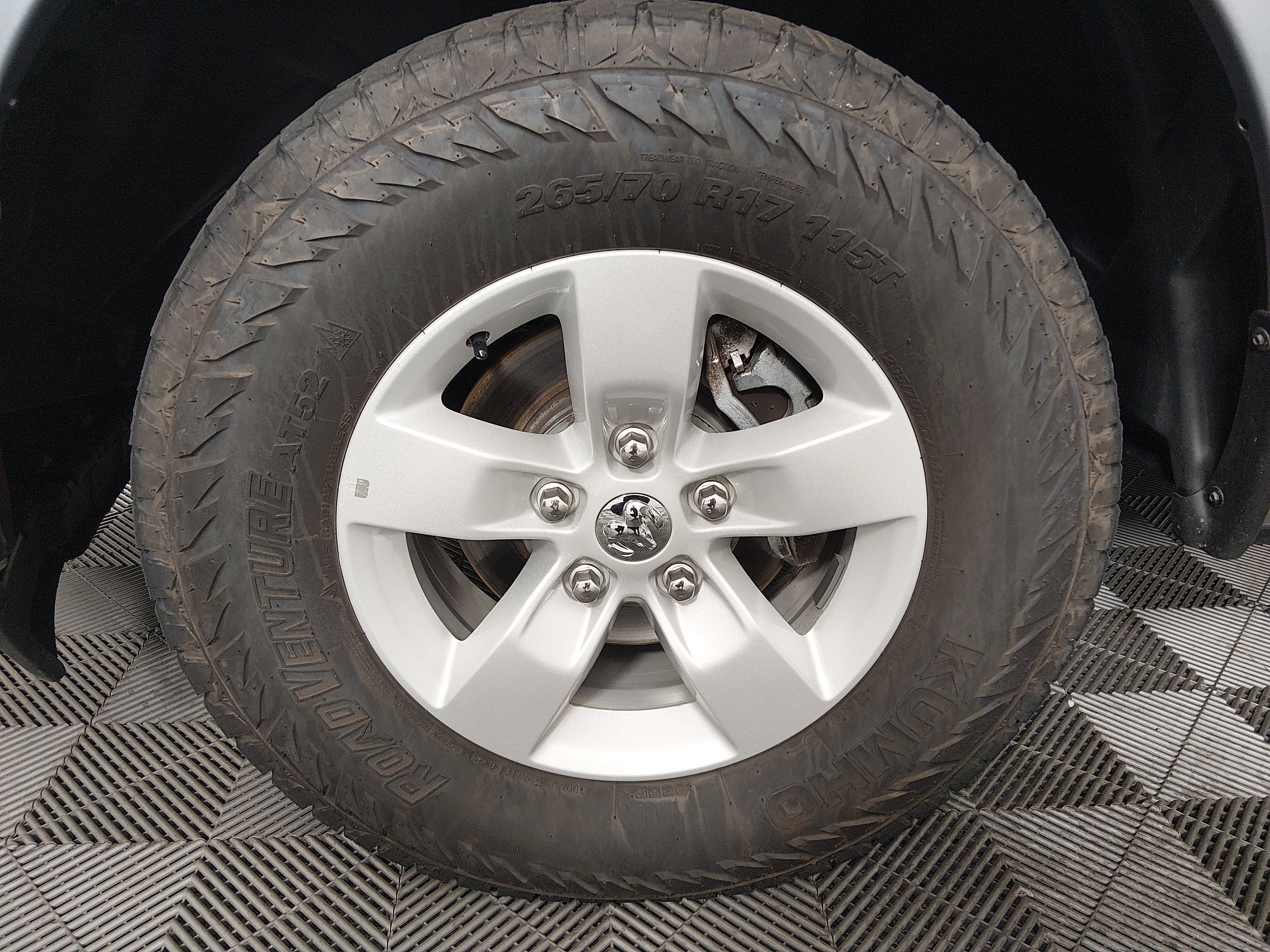 2024 RAM Ram 1500 Classic SLT - Photo 10