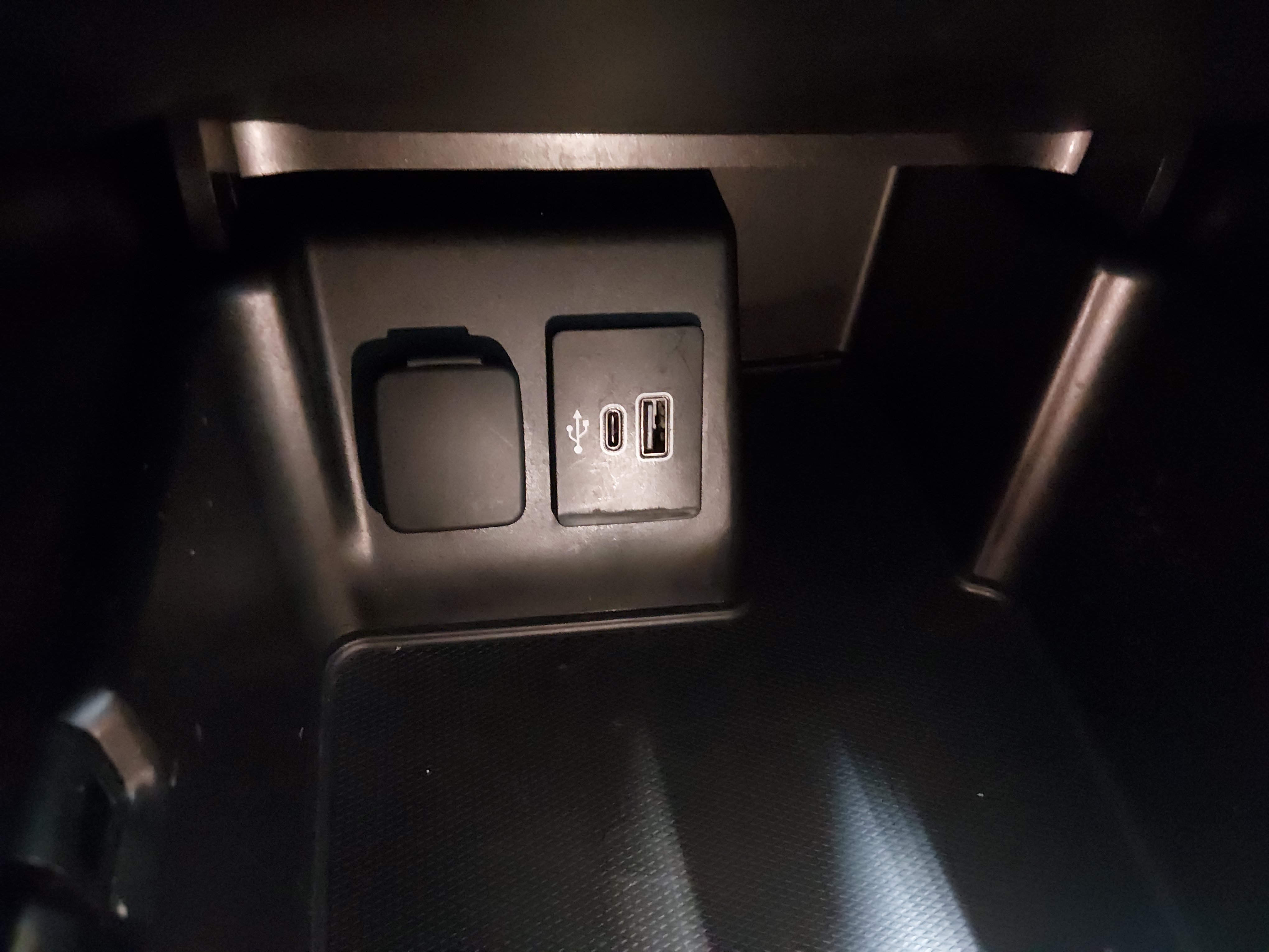 2025 Ford Explorer ST-LINE - Photo 21