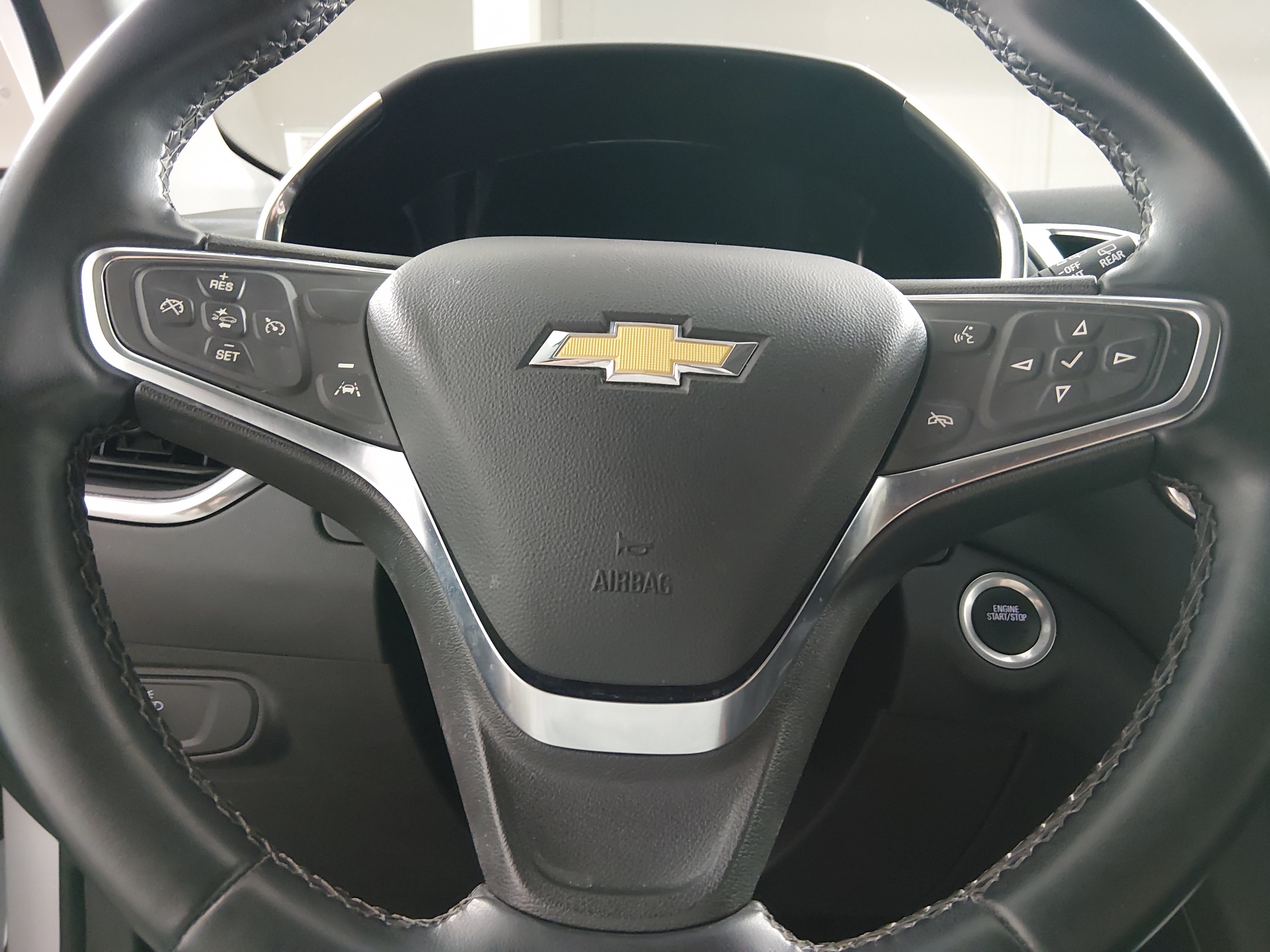 2024 Chevrolet Equinox LT - Photo 12