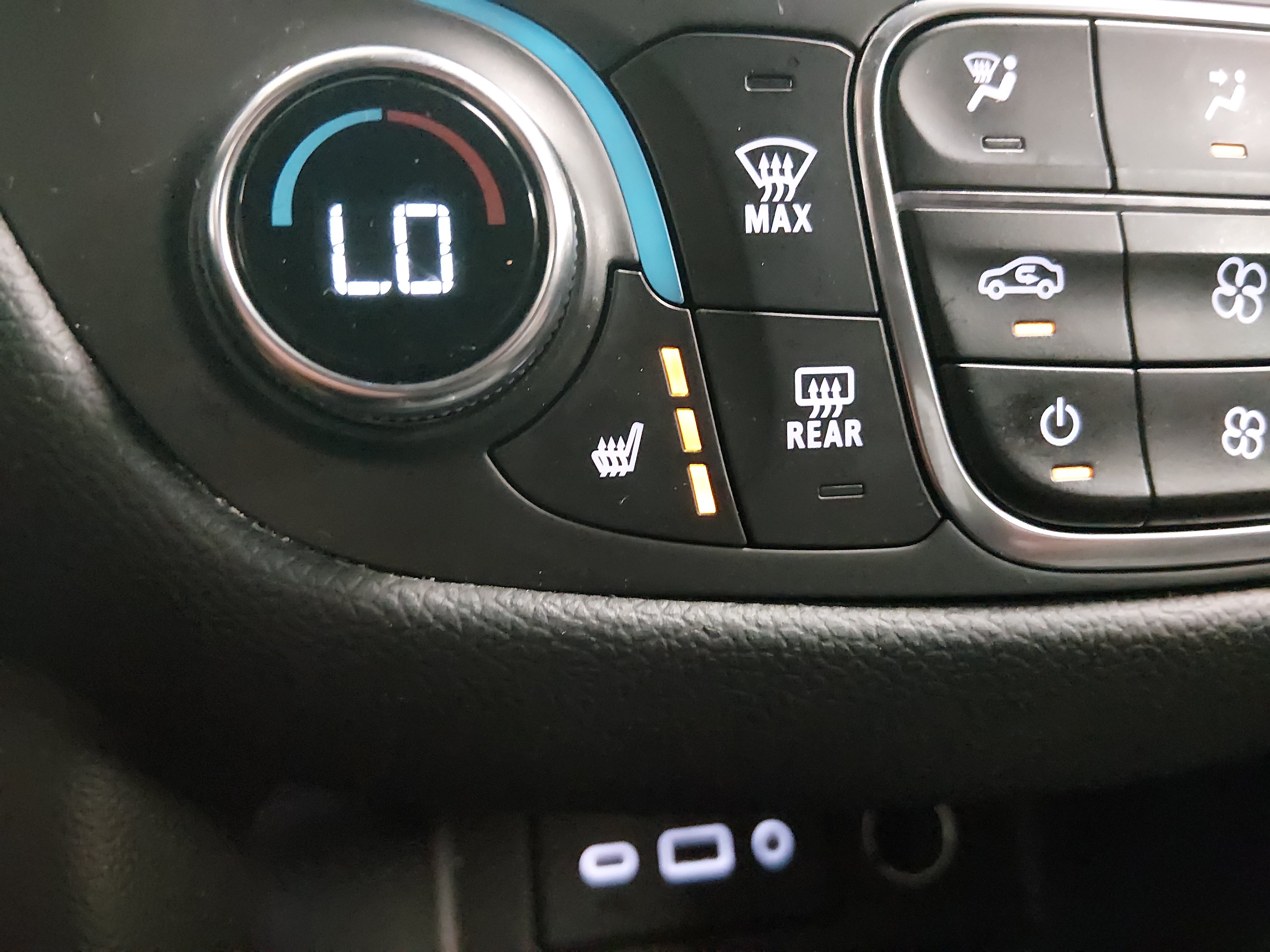 2024 Chevrolet Equinox LT - Photo 17