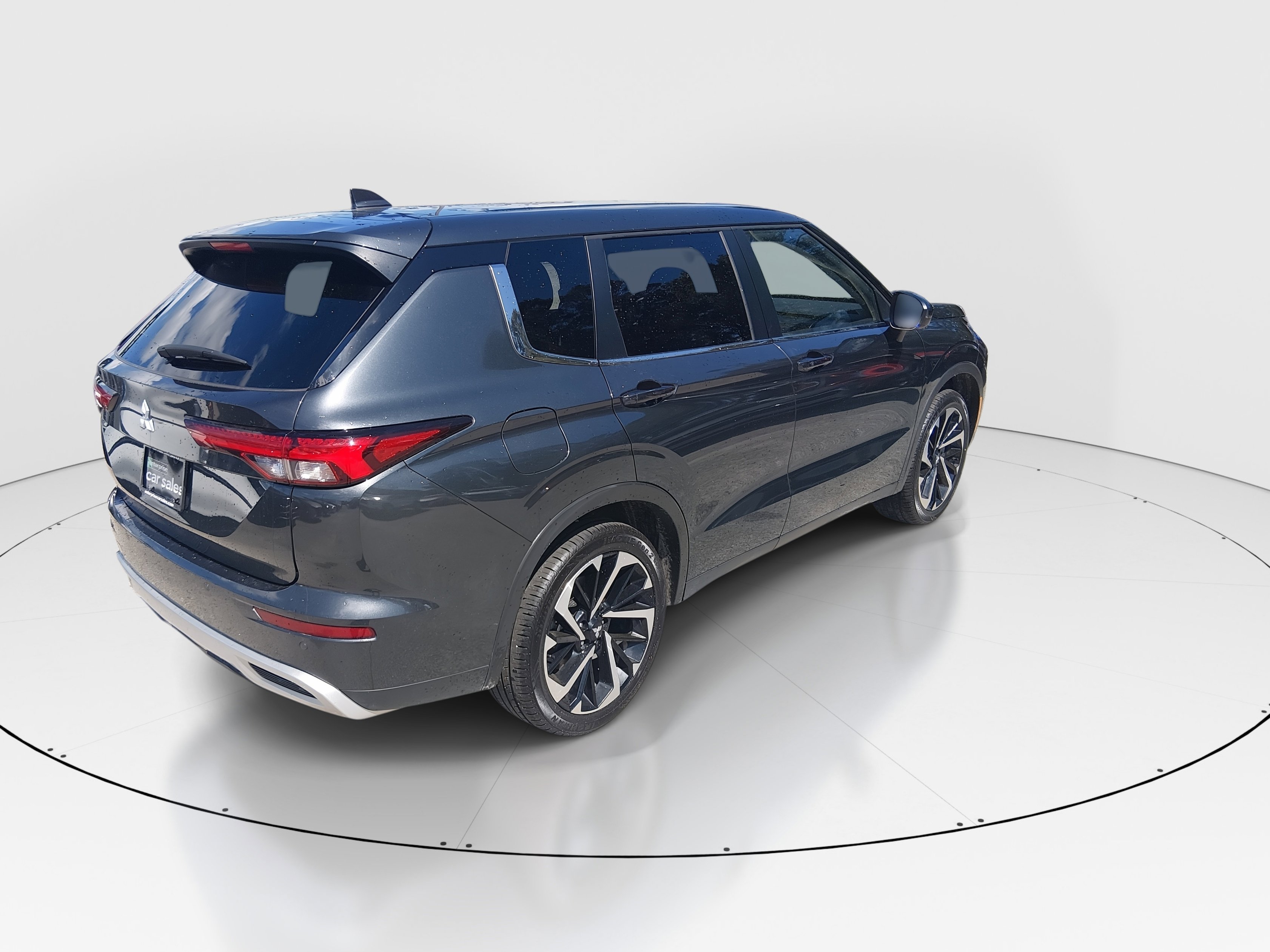 2024 Mitsubishi Outlander SE - Photo 7