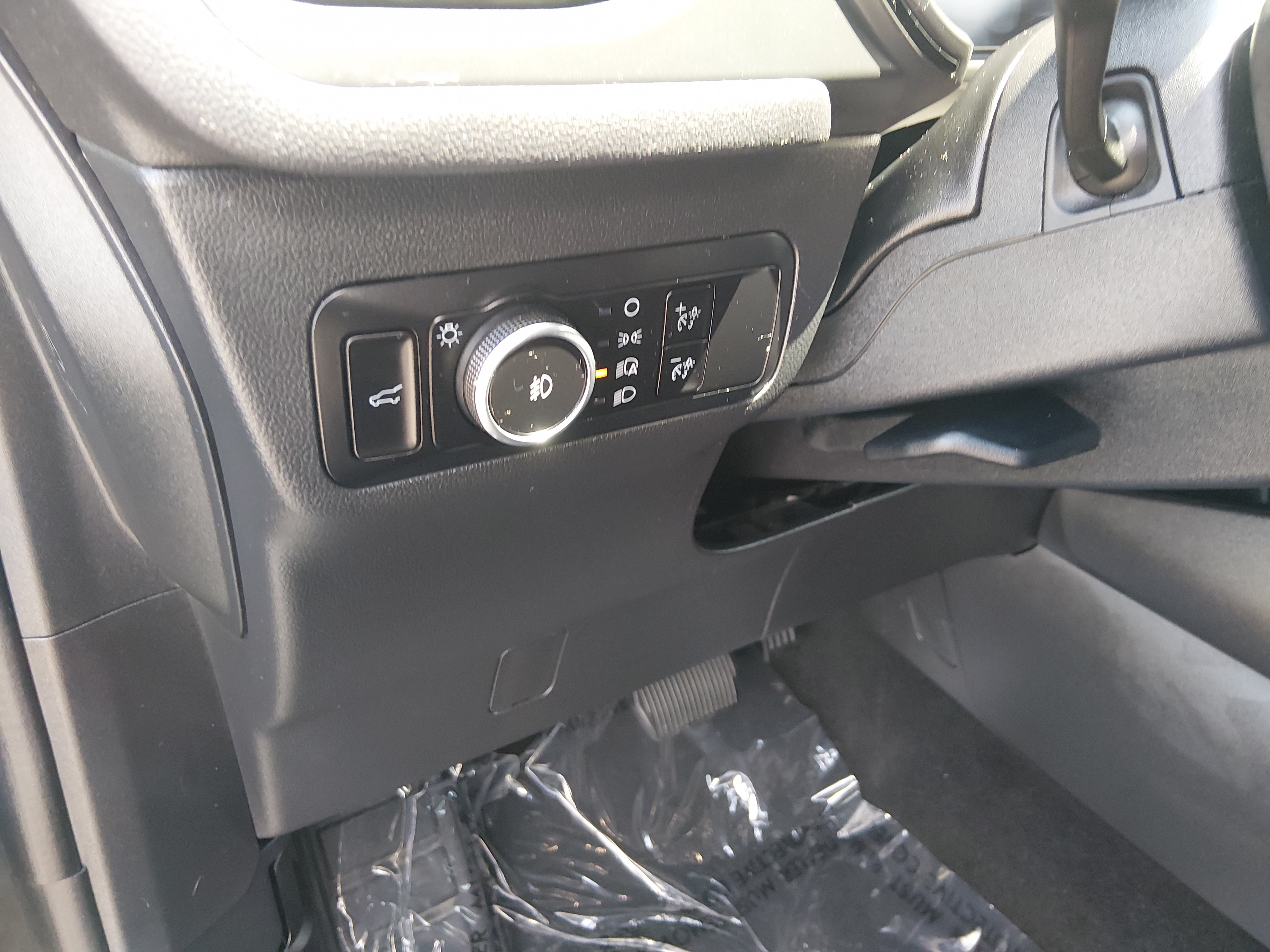 2025 Ford Escape ST-Line Select - Photo 13