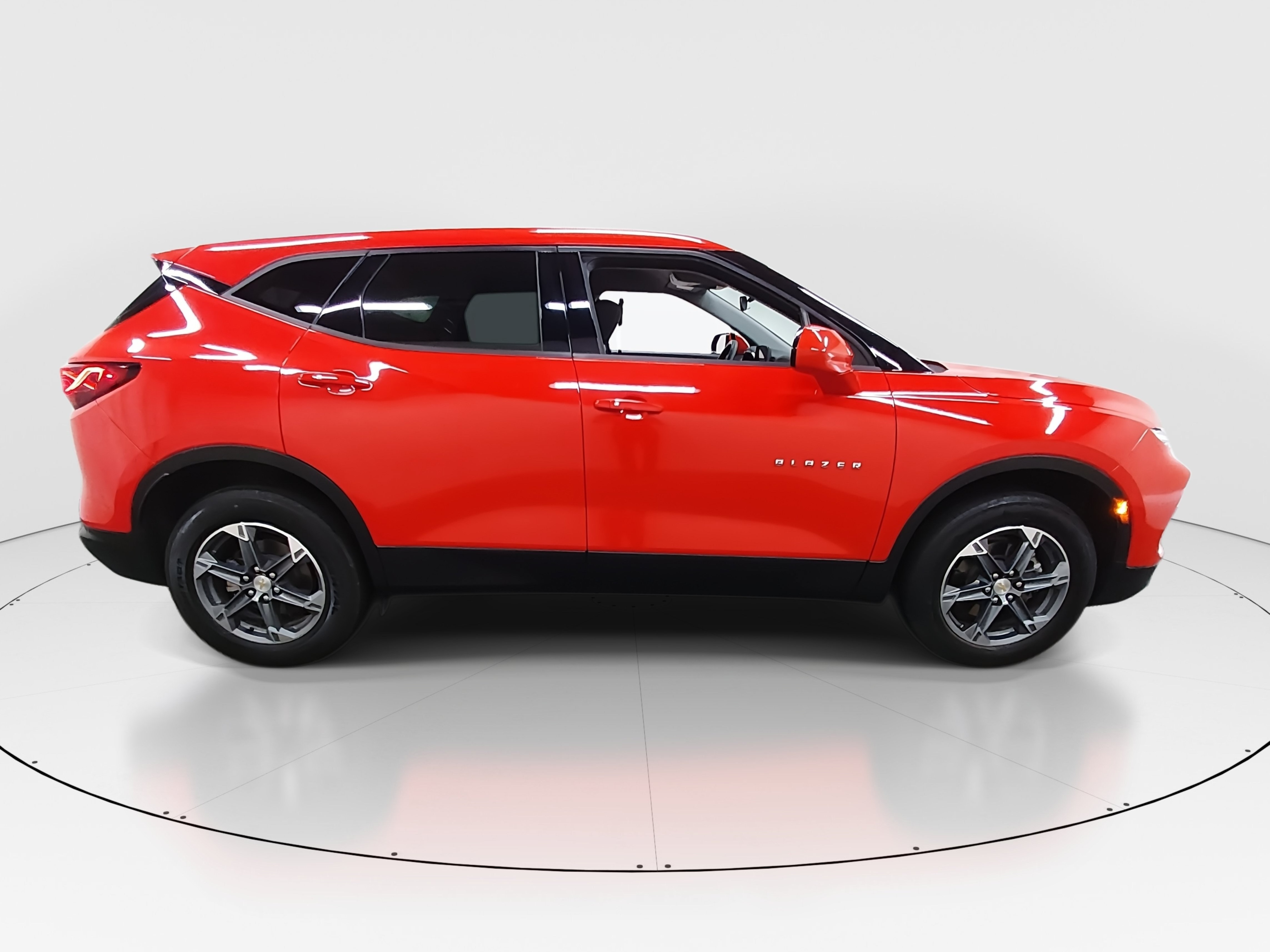 2025 Chevrolet Blazer 2LT - Photo 8