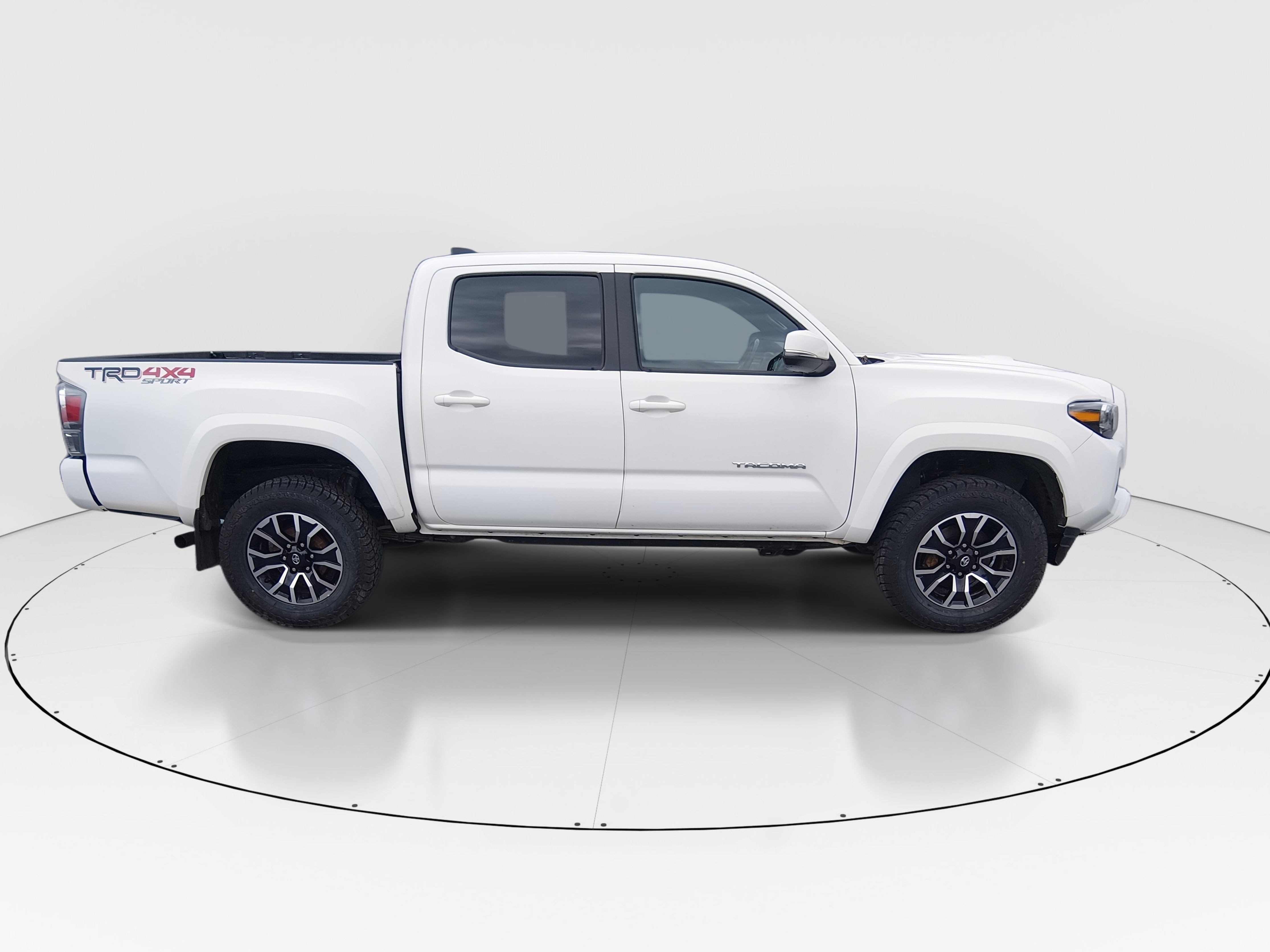 2023 Toyota Tacoma TRD Sport - Photo 8