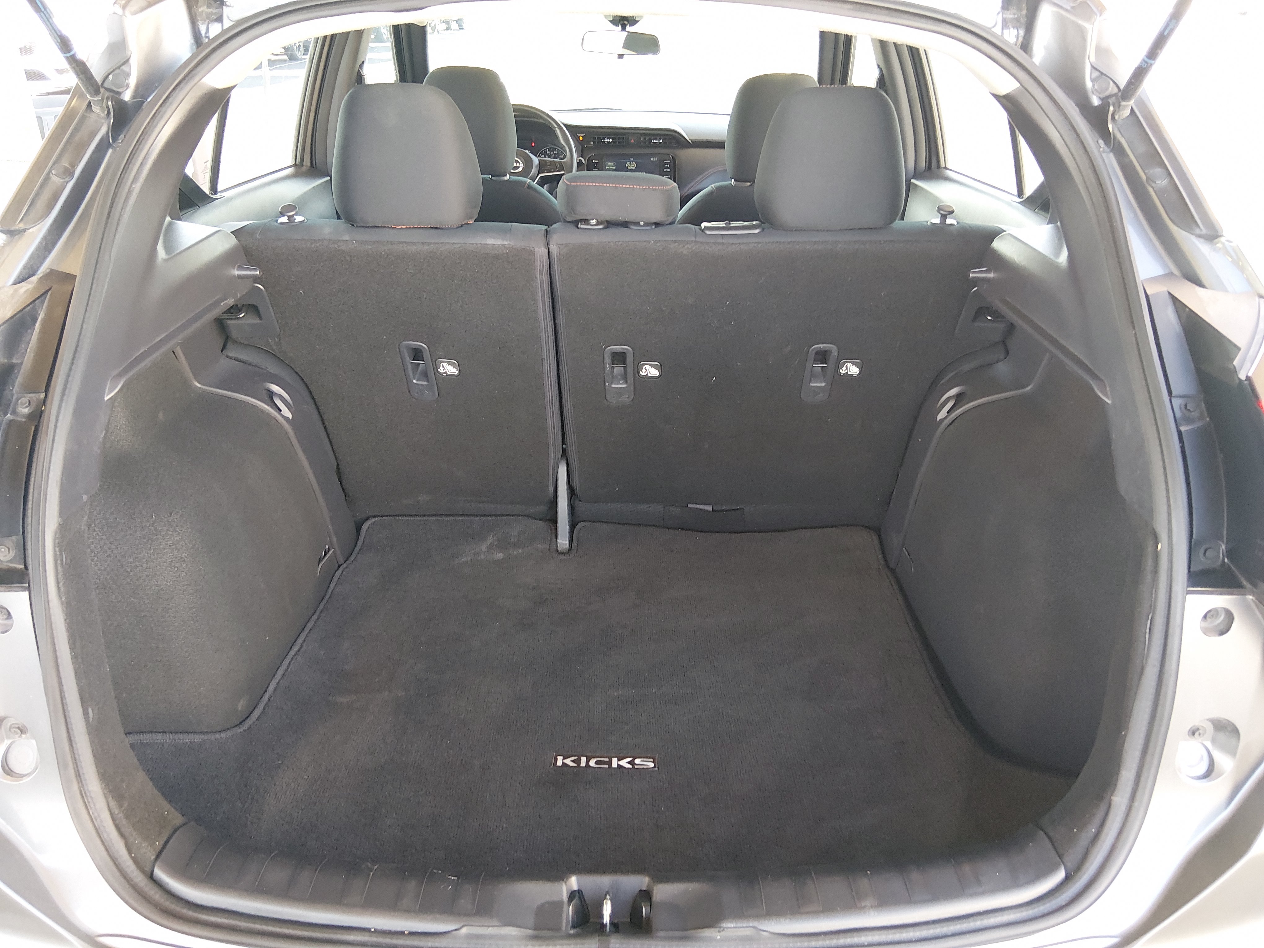 2024 Nissan Kicks SR - Photo 11