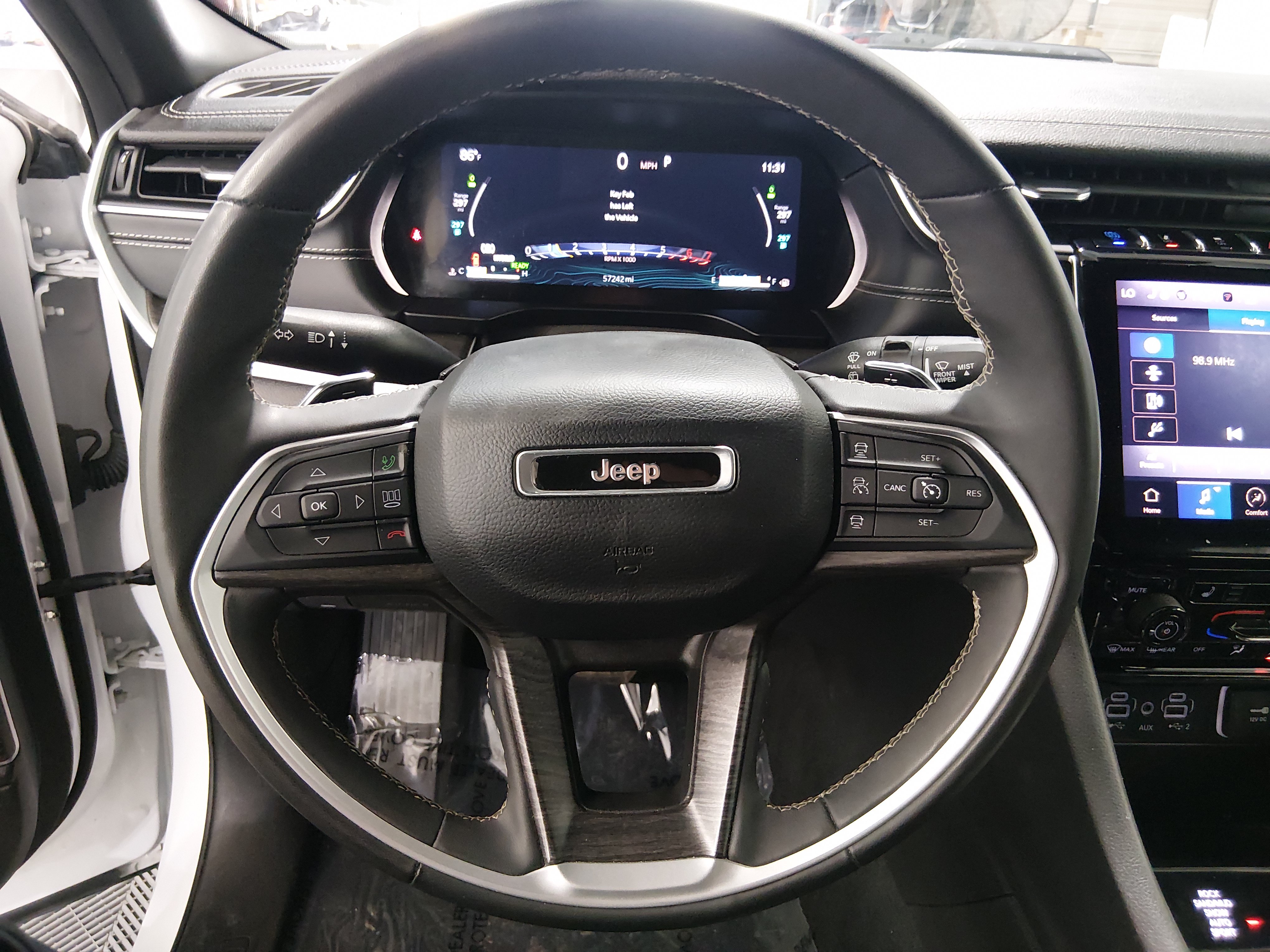2024 Jeep Grand Cherokee 4xe - Photo 12