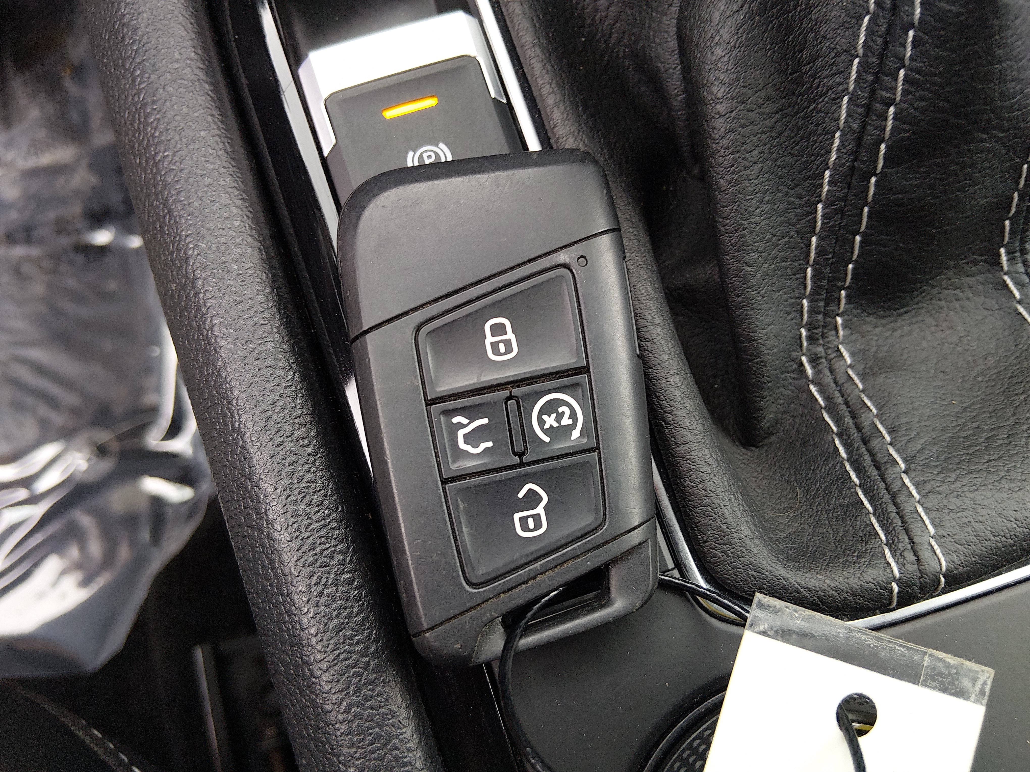 2024 Volkswagen Taos SE - Photo 15