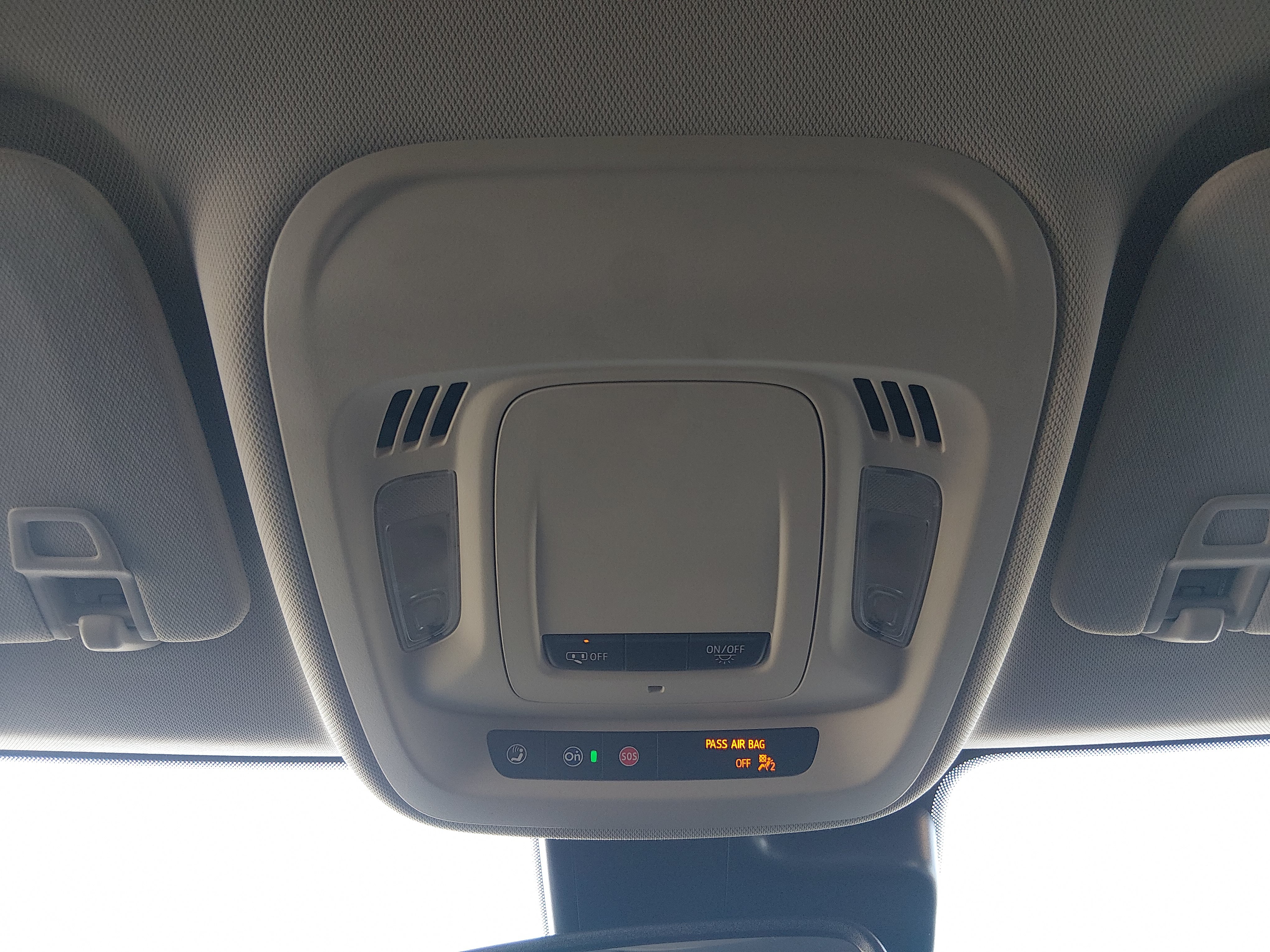 2023 Buick Envision Essence - Photo 21