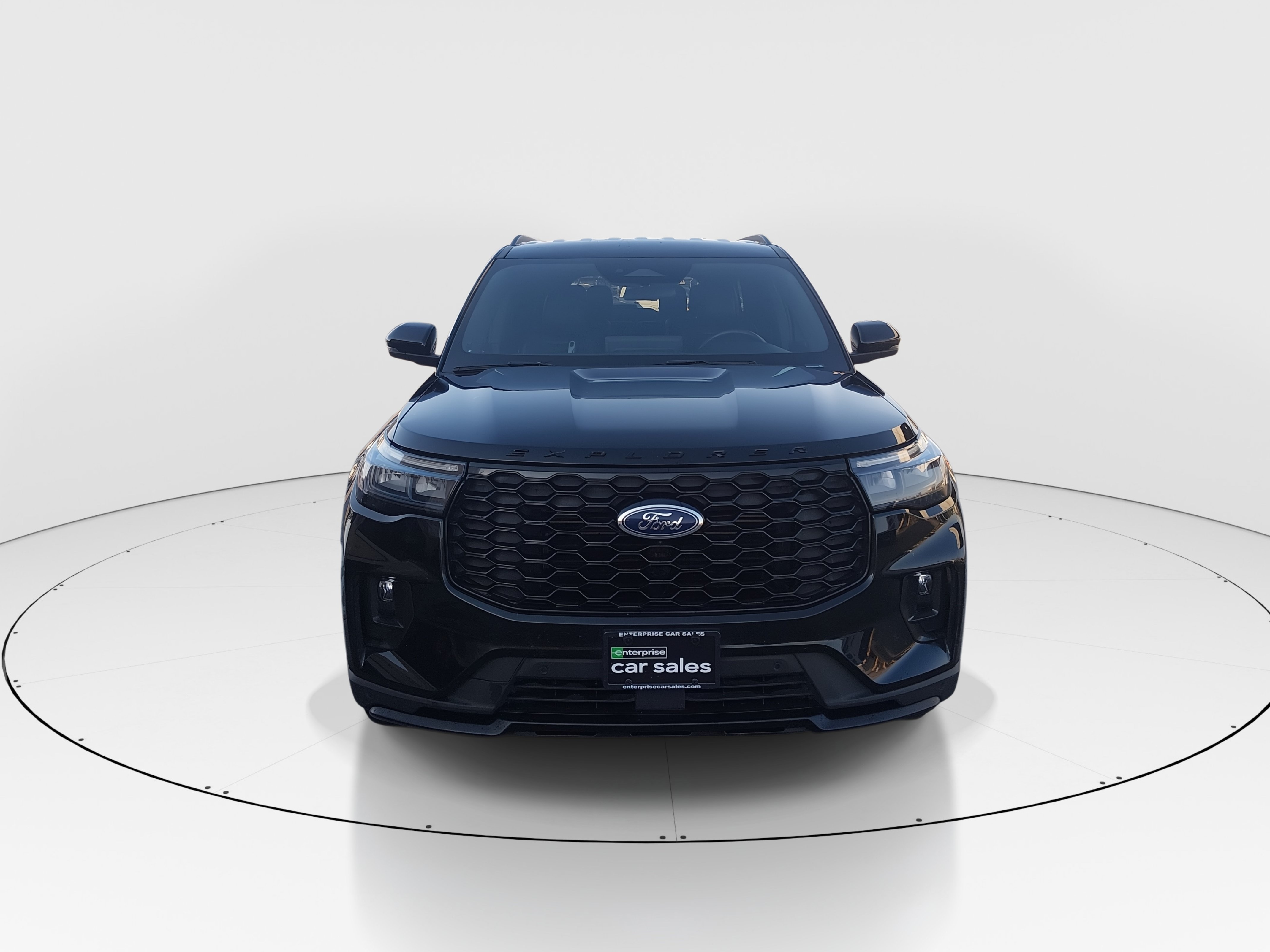 2025 Ford Explorer 2