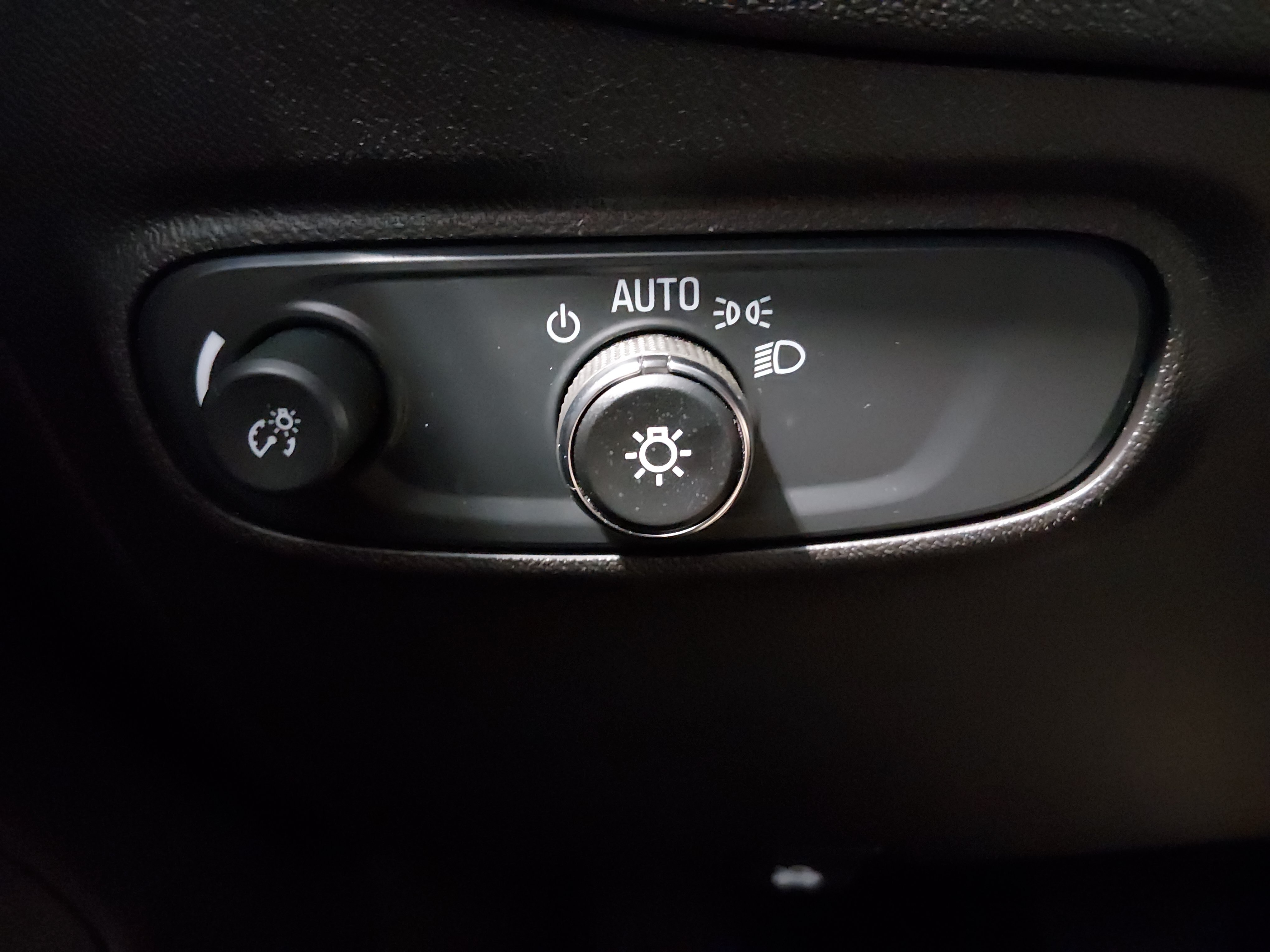 2024 Chevrolet Equinox LT - Photo 13