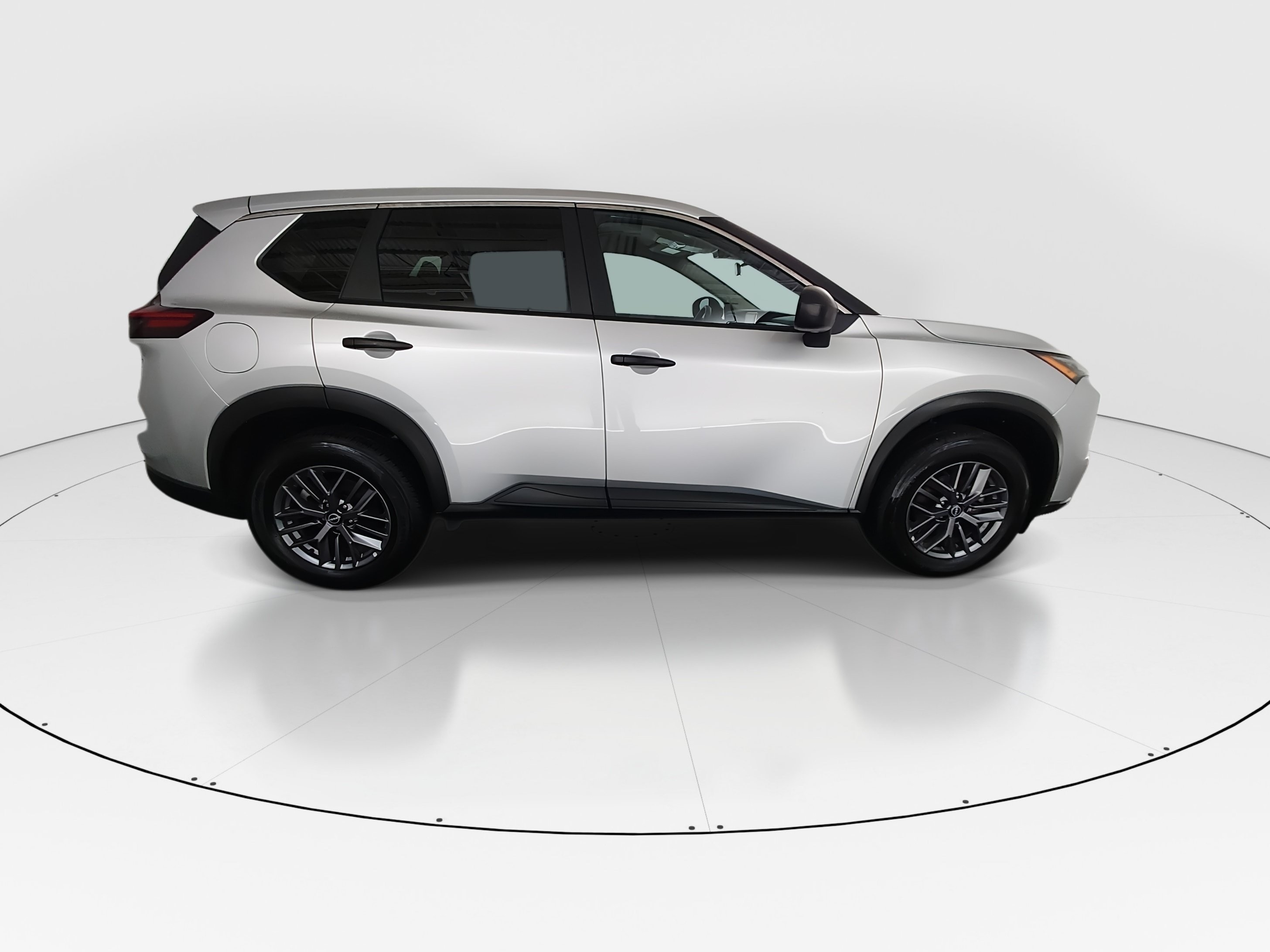 2024 Nissan Rogue S - Photo 8