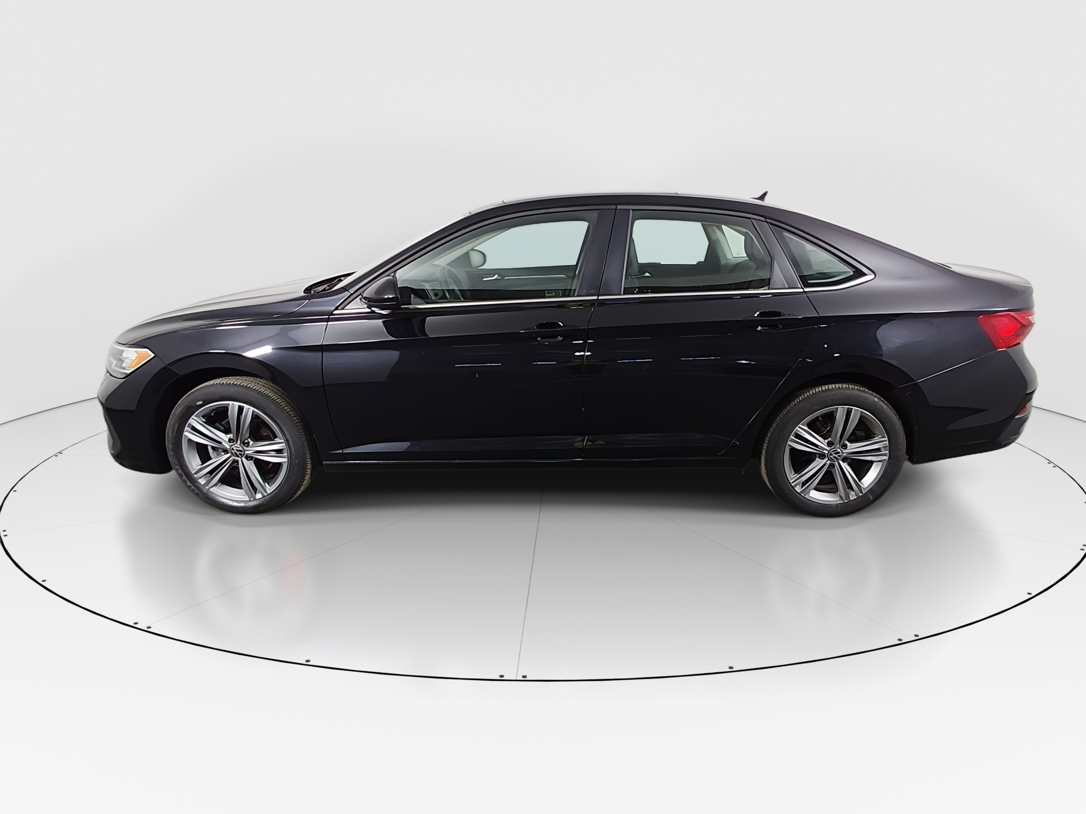 2024 Volkswagen Jetta SE - Photo 4