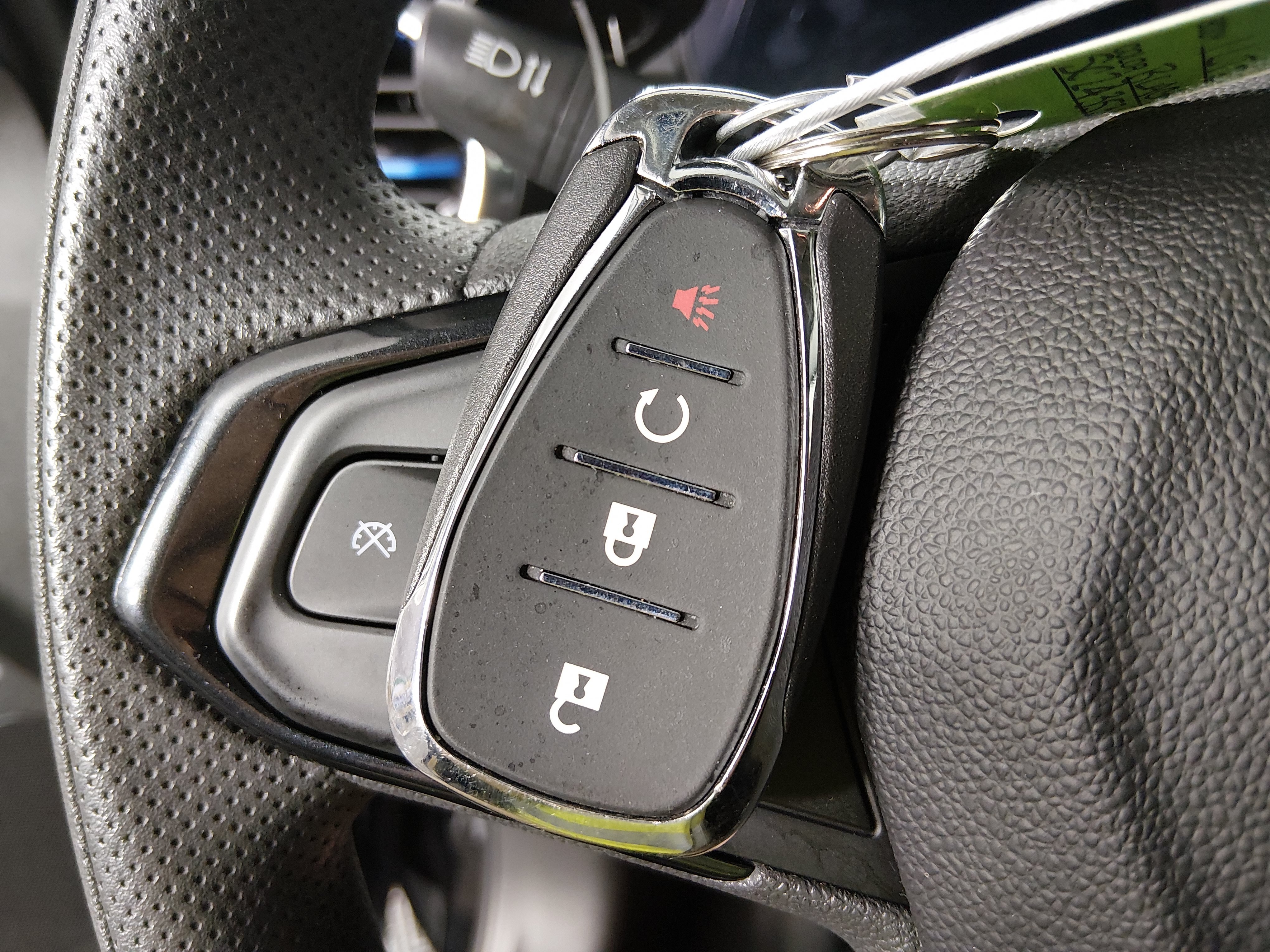 2025 Chevrolet Trax LT - Photo 15